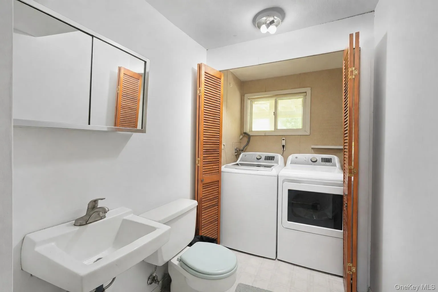 2 Cobblestone Road, Ramapo, NY, 3 Bedrooms Bedrooms, 8 Rooms Rooms,1 BathroomBathrooms,Residential,For Rent,Cobblestone,0,1020050 2 Cobblestone Road, Ramapo, NY, 3 Bedrooms Bedrooms, 8 Rooms Rooms,1 BathroomBathrooms,Residential,For Rent,Cobblestone,0,1020050