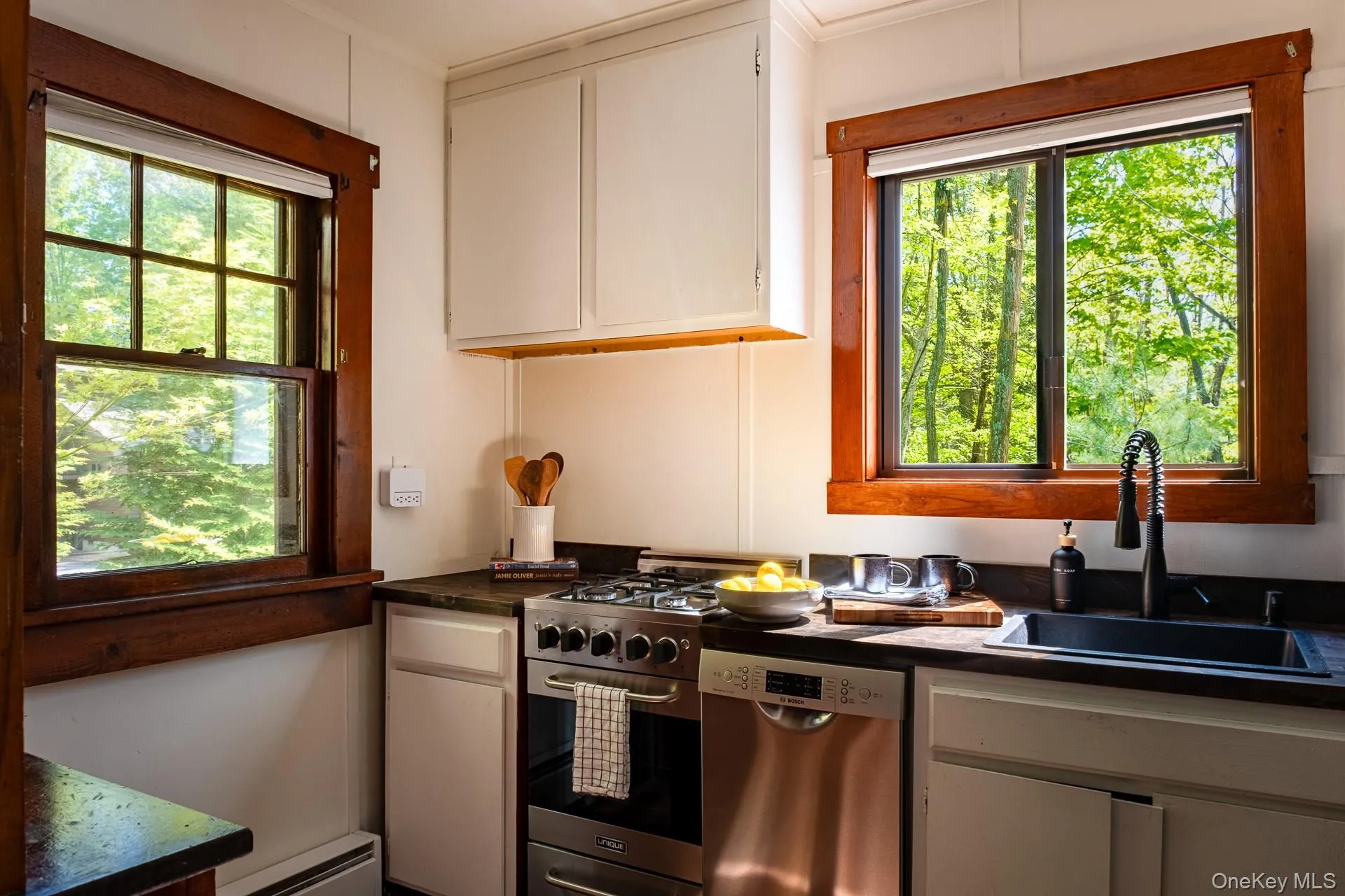 18 W Mitchell Street, Bethel, NY, 3 Bedrooms Bedrooms, 8 Rooms Rooms,1 BathroomBathrooms,Residential,For Rent,W Mitchell,0,1020052 18 W Mitchell Street, Bethel, NY, 3 Bedrooms Bedrooms, 8 Rooms Rooms,1 BathroomBathrooms,Residential,For Rent,W Mitchell,0,1020052