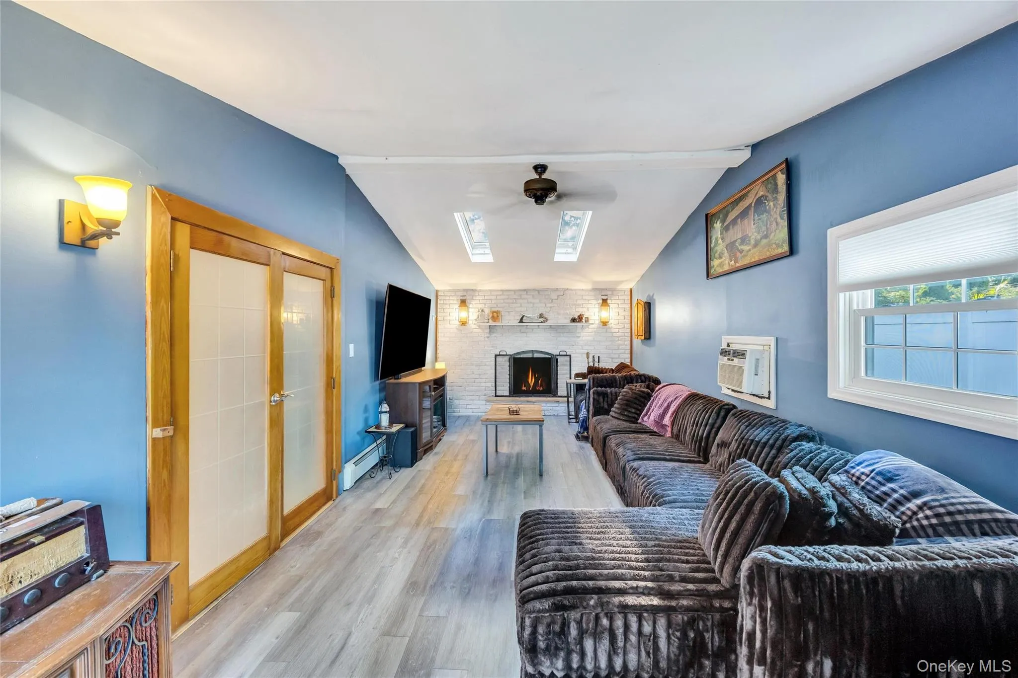 7 Amherst Road, Brookhaven, NY, 4 Bedrooms Bedrooms, 8 Rooms Rooms,2 BathroomsBathrooms,Residential,For Rent,Amherst,0,1020062 7 Amherst Road, Brookhaven, NY, 4 Bedrooms Bedrooms, 8 Rooms Rooms,2 BathroomsBathrooms,Residential,For Rent,Amherst,0,1020062