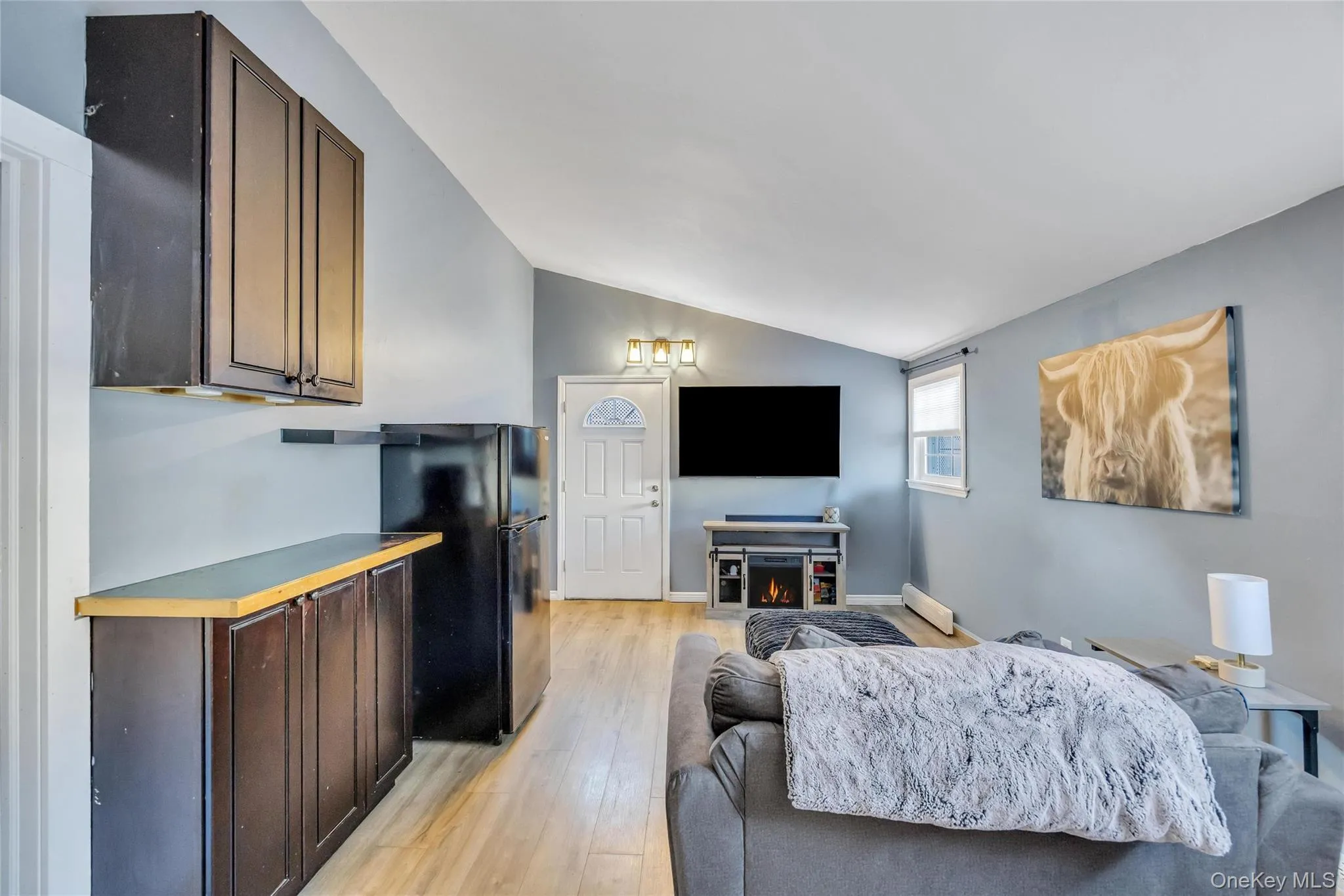 7 Amherst Road, Brookhaven, NY, 4 Bedrooms Bedrooms, 8 Rooms Rooms,2 BathroomsBathrooms,Residential,For Rent,Amherst,0,1020062 7 Amherst Road, Brookhaven, NY, 4 Bedrooms Bedrooms, 8 Rooms Rooms,2 BathroomsBathrooms,Residential,For Rent,Amherst,0,1020062