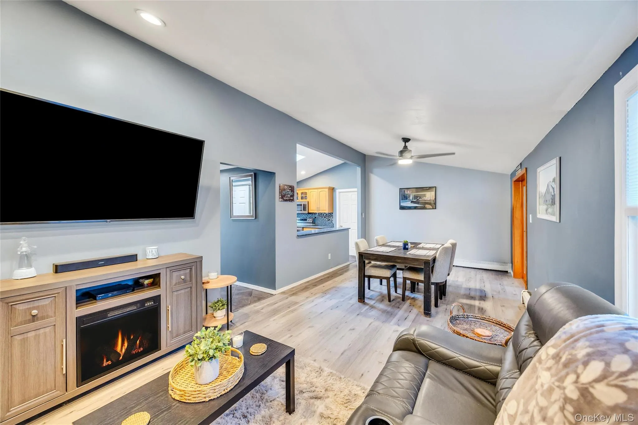 7 Amherst Road, Brookhaven, NY, 4 Bedrooms Bedrooms, 8 Rooms Rooms,2 BathroomsBathrooms,Residential,For Rent,Amherst,0,1020062 7 Amherst Road, Brookhaven, NY, 4 Bedrooms Bedrooms, 8 Rooms Rooms,2 BathroomsBathrooms,Residential,For Rent,Amherst,0,1020062