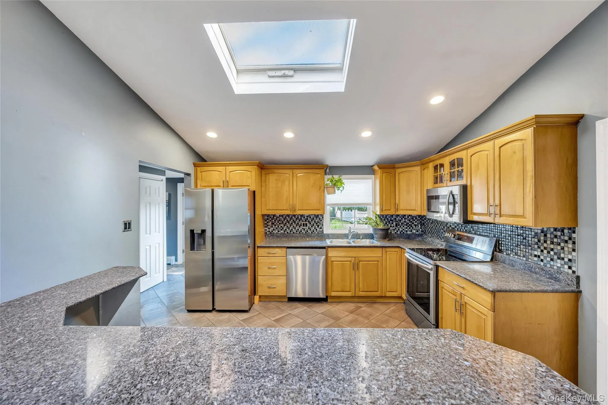 7 Amherst Road, Brookhaven, NY, 4 Bedrooms Bedrooms, 8 Rooms Rooms,2 BathroomsBathrooms,Residential,For Rent,Amherst,0,1020062 7 Amherst Road, Brookhaven, NY, 4 Bedrooms Bedrooms, 8 Rooms Rooms,2 BathroomsBathrooms,Residential,For Rent,Amherst,0,1020062