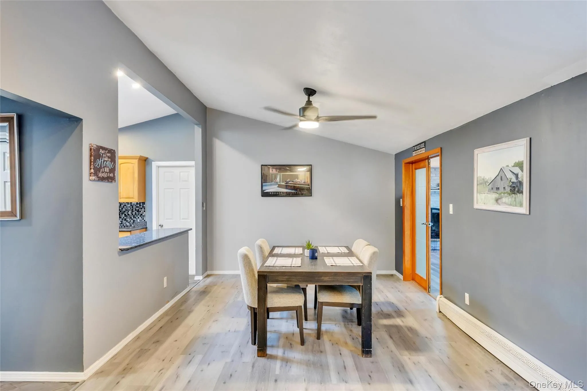 7 Amherst Road, Brookhaven, NY, 4 Bedrooms Bedrooms, 8 Rooms Rooms,2 BathroomsBathrooms,Residential,For Rent,Amherst,0,1020062 7 Amherst Road, Brookhaven, NY, 4 Bedrooms Bedrooms, 8 Rooms Rooms,2 BathroomsBathrooms,Residential,For Rent,Amherst,0,1020062