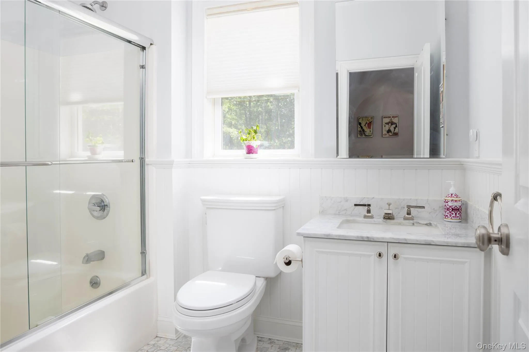 11 Hildreth Road, Southampton, NY, 4 Bedrooms Bedrooms, 14 Rooms Rooms,4 BathroomsBathrooms,Residential,For Rent,Hildreth,0,1020064 11 Hildreth Road, Southampton, NY, 4 Bedrooms Bedrooms, 14 Rooms Rooms,4 BathroomsBathrooms,Residential,For Rent,Hildreth,0,1020064