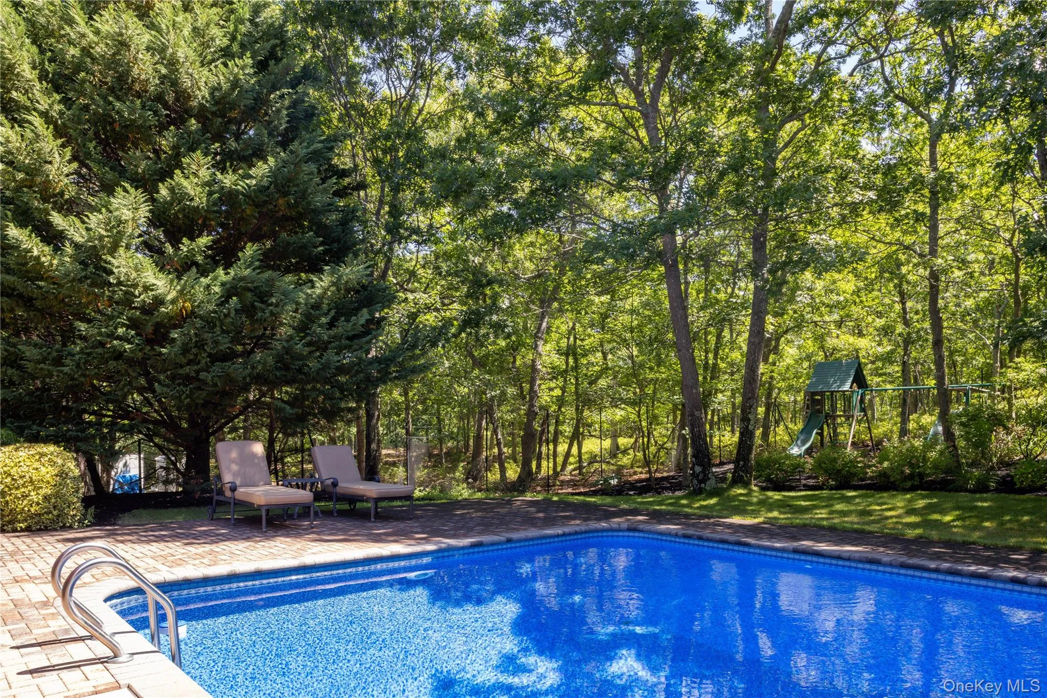 11 Hildreth Road, Southampton, NY, 4 Bedrooms Bedrooms, 14 Rooms Rooms,4 BathroomsBathrooms,Residential,For Rent,Hildreth,0,1020064 11 Hildreth Road, Southampton, NY, 4 Bedrooms Bedrooms, 14 Rooms Rooms,4 BathroomsBathrooms,Residential,For Rent,Hildreth,0,1020064