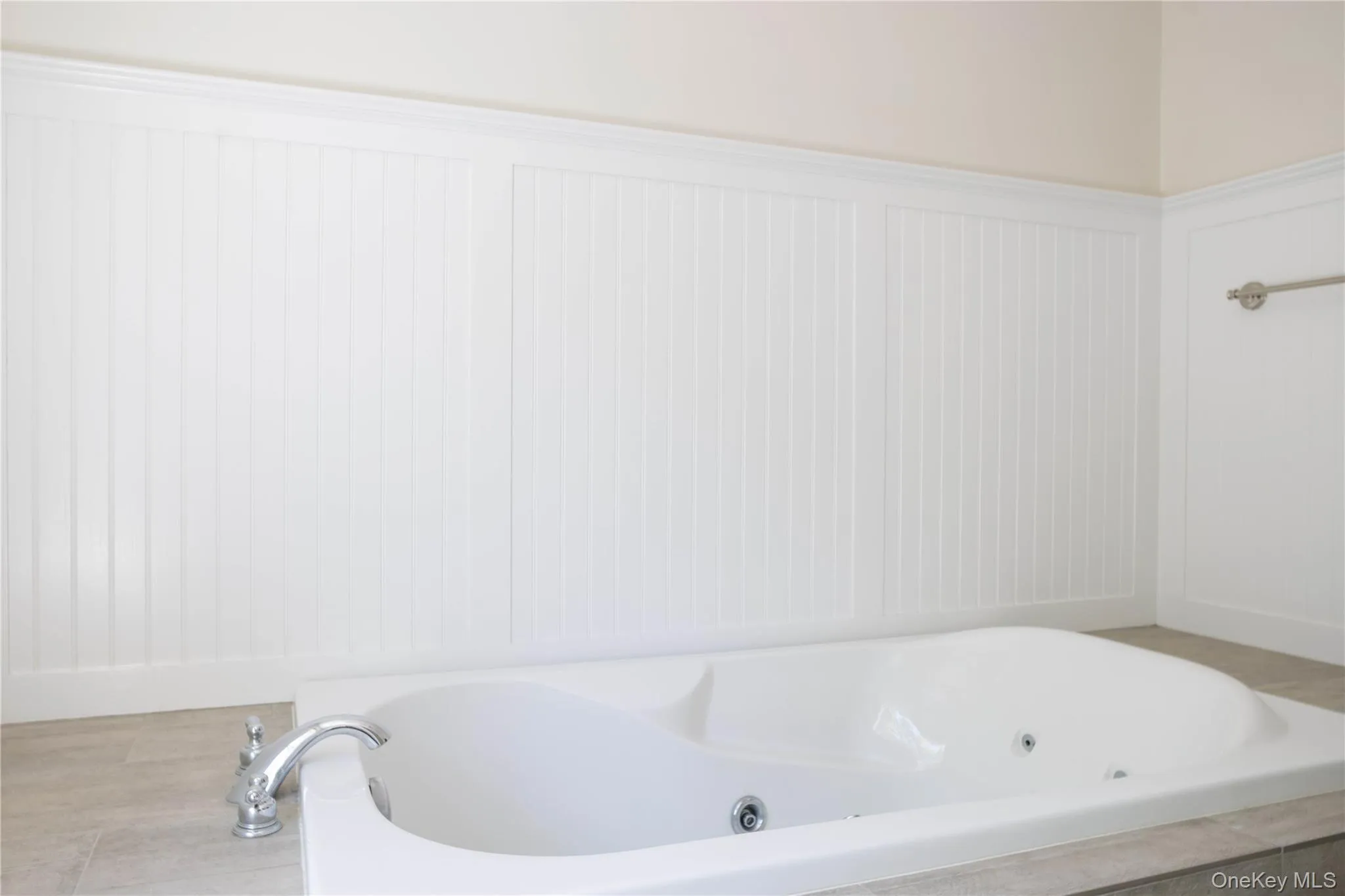 11 Hildreth Road, Southampton, NY, 4 Bedrooms Bedrooms, 14 Rooms Rooms,4 BathroomsBathrooms,Residential,For Rent,Hildreth,0,1020064 11 Hildreth Road, Southampton, NY, 4 Bedrooms Bedrooms, 14 Rooms Rooms,4 BathroomsBathrooms,Residential,For Rent,Hildreth,0,1020064