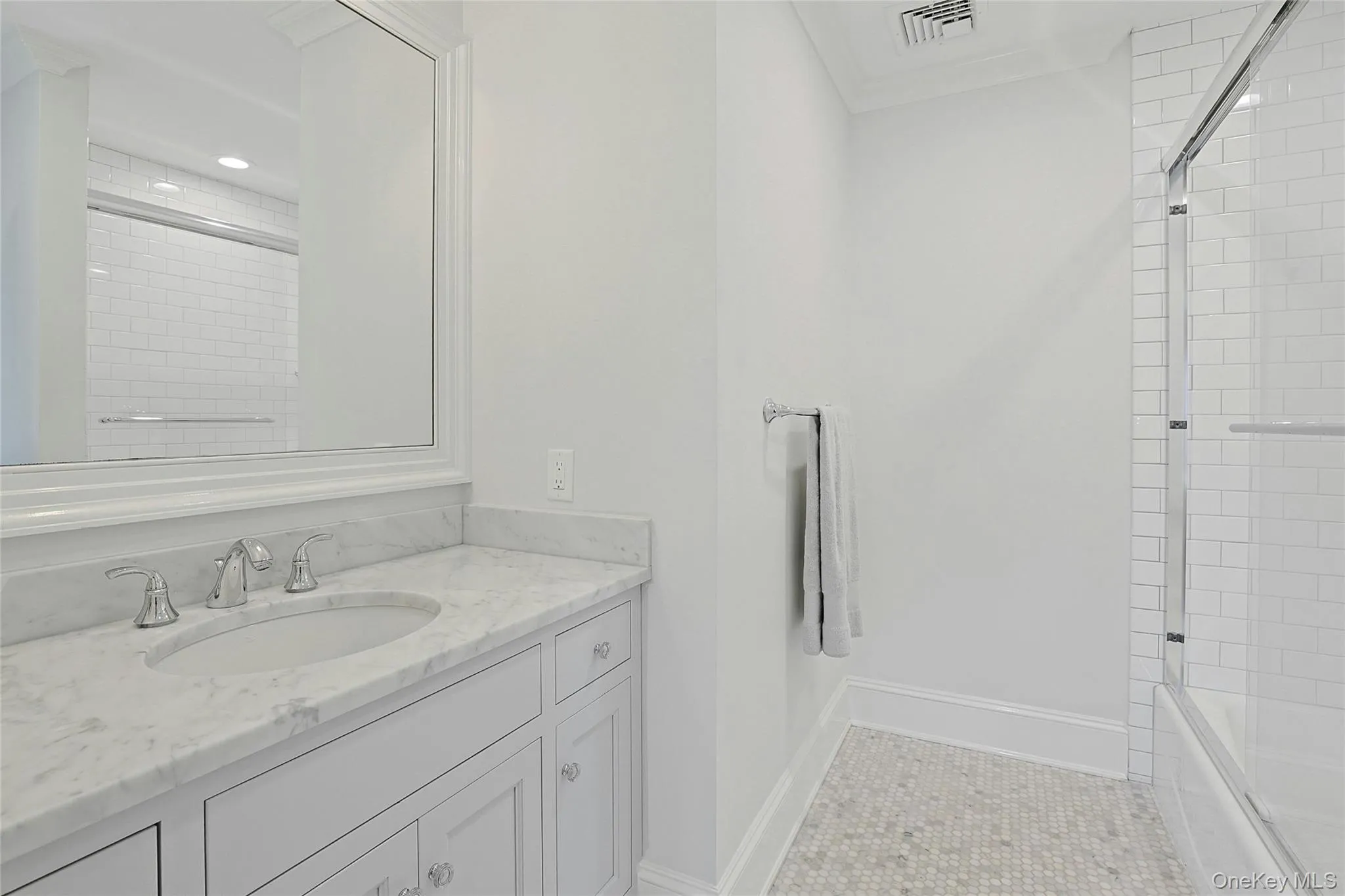 4rth Bathroom en suite 4rth Bathroom en suite