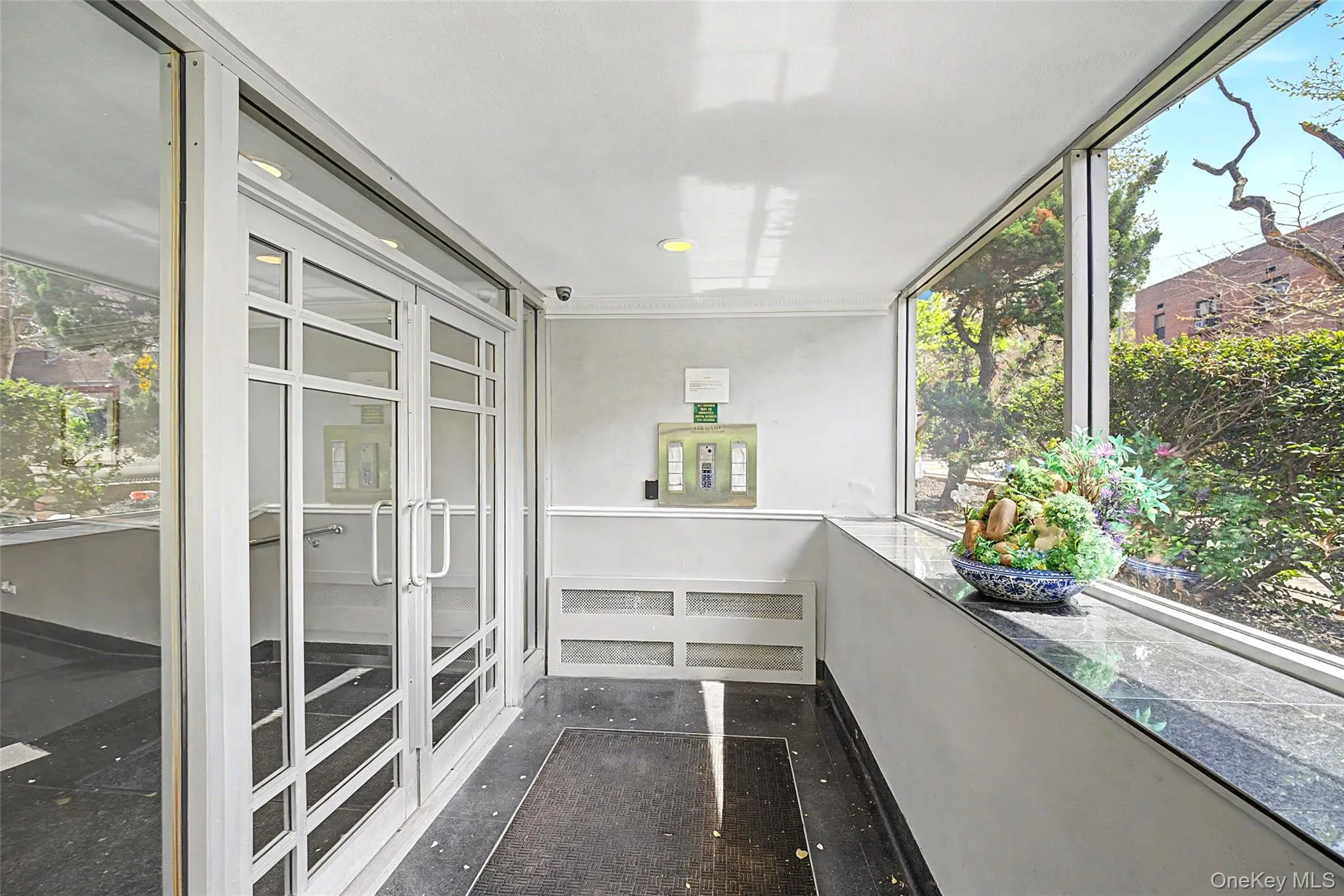 63-95 Austin Street, New York, NY, 1 Bedroom Bedrooms, 4 Rooms Rooms,1 BathroomBathrooms,Residential,For Rent,Austin,0,1020068 63-95 Austin Street, New York, NY, 1 Bedroom Bedrooms, 4 Rooms Rooms,1 BathroomBathrooms,Residential,For Rent,Austin,0,1020068