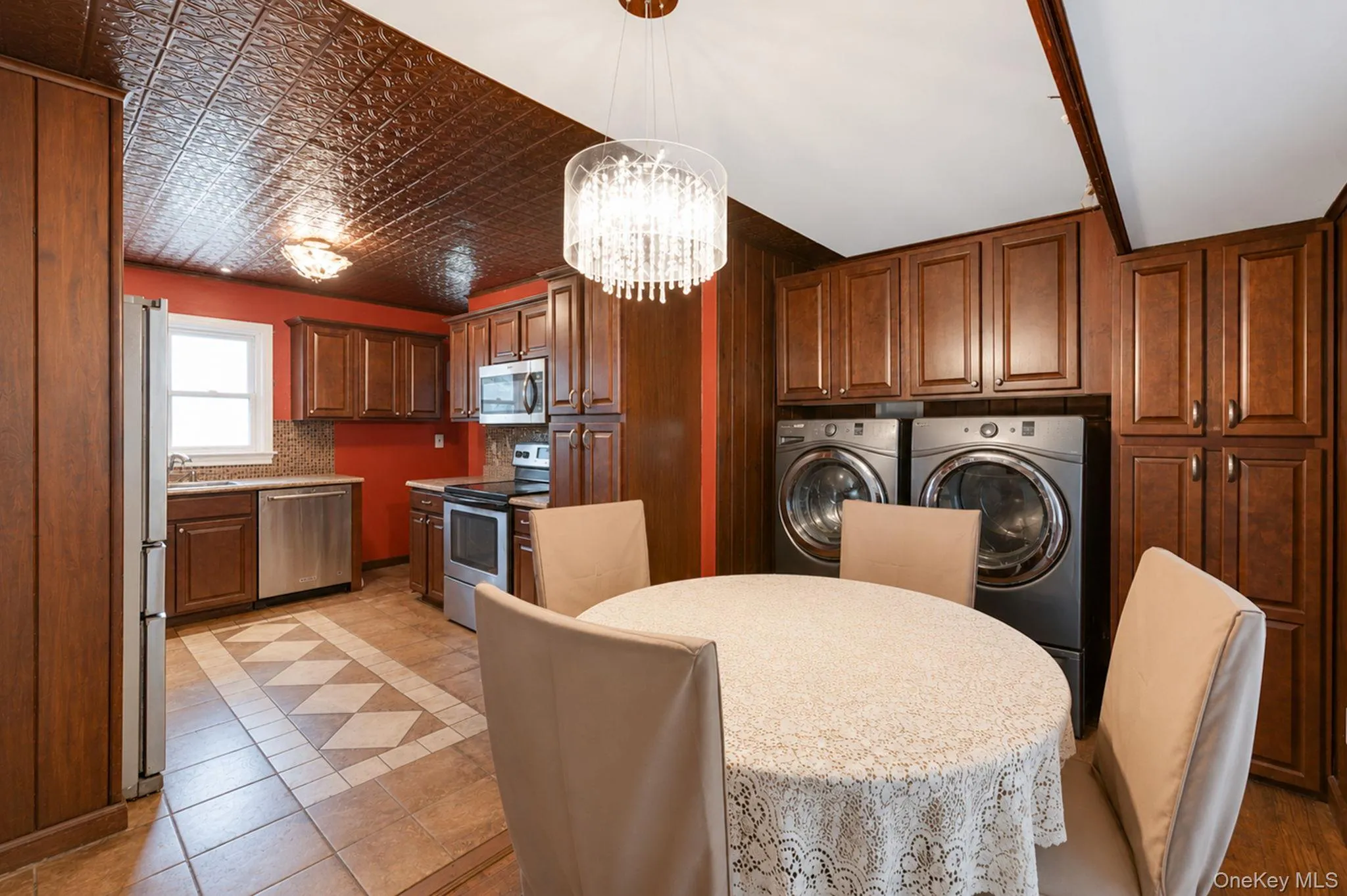 287 Munsell Road, Brookhaven, NY, 3 Bedrooms Bedrooms, 7 Rooms Rooms,1 BathroomBathrooms,Residential,For Rent,Munsell,0,1020069 287 Munsell Road, Brookhaven, NY, 3 Bedrooms Bedrooms, 7 Rooms Rooms,1 BathroomBathrooms,Residential,For Rent,Munsell,0,1020069