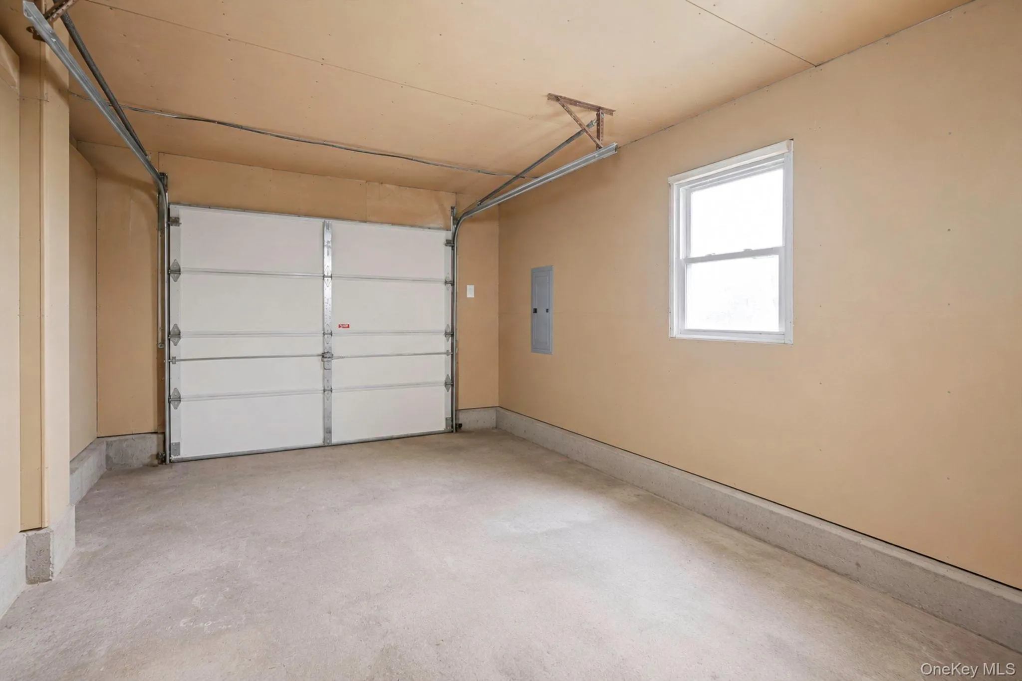 287 Munsell Road, Brookhaven, NY, 3 Bedrooms Bedrooms, 7 Rooms Rooms,1 BathroomBathrooms,Residential,For Rent,Munsell,0,1020069 287 Munsell Road, Brookhaven, NY, 3 Bedrooms Bedrooms, 7 Rooms Rooms,1 BathroomBathrooms,Residential,For Rent,Munsell,0,1020069