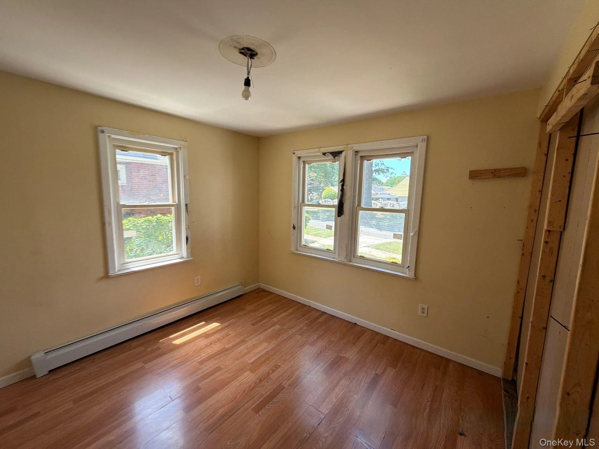 30 Pierson Avenue, Hempstead, NY, 4 Bedrooms Bedrooms, 7 Rooms Rooms,2 BathroomsBathrooms,Residential,For Rent,Pierson,0,1020072 30 Pierson Avenue, Hempstead, NY, 4 Bedrooms Bedrooms, 7 Rooms Rooms,2 BathroomsBathrooms,Residential,For Rent,Pierson,0,1020072