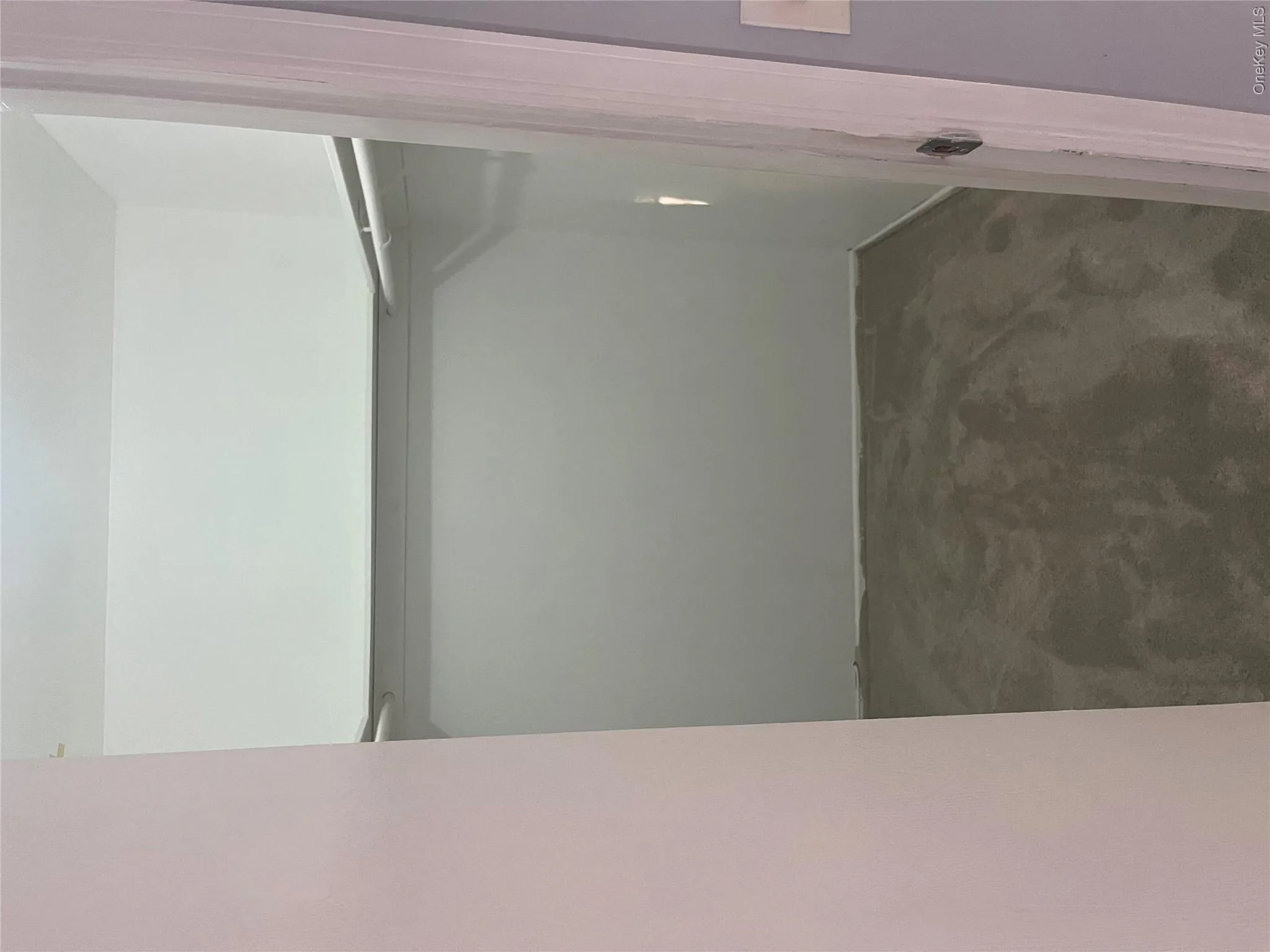 1 Atlantic Avenue, Oyster Bay, NY, 2 Bedrooms Bedrooms, 4 Rooms Rooms,1 BathroomBathrooms,Residential Lease,For Rent,Atlantic,0,1020074 1 Atlantic Avenue, Oyster Bay, NY, 2 Bedrooms Bedrooms, 4 Rooms Rooms,1 BathroomBathrooms,Residential Lease,For Rent,Atlantic,0,1020074