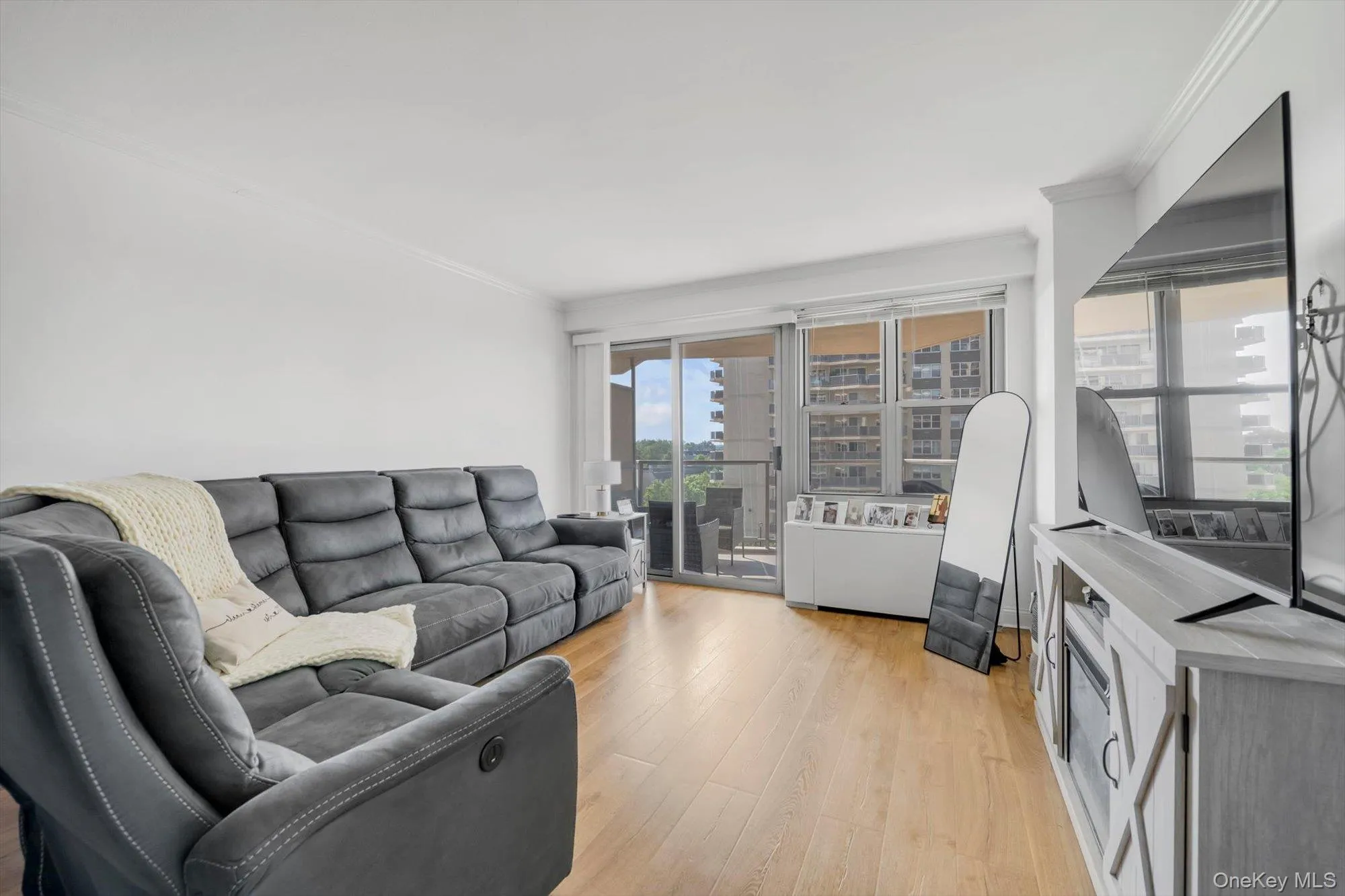 1805 215th Street, New York, NY, 1 Bedroom Bedrooms, 3 Rooms Rooms,1 BathroomBathrooms,Residential,For Rent,215th,0,1020077 1805 215th Street, New York, NY, 1 Bedroom Bedrooms, 3 Rooms Rooms,1 BathroomBathrooms,Residential,For Rent,215th,0,1020077