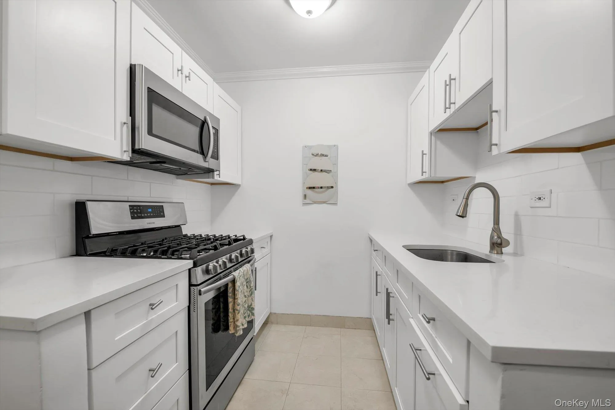 1805 215th Street, New York, NY, 1 Bedroom Bedrooms, 3 Rooms Rooms,1 BathroomBathrooms,Residential,For Rent,215th,0,1020077 1805 215th Street, New York, NY, 1 Bedroom Bedrooms, 3 Rooms Rooms,1 BathroomBathrooms,Residential,For Rent,215th,0,1020077