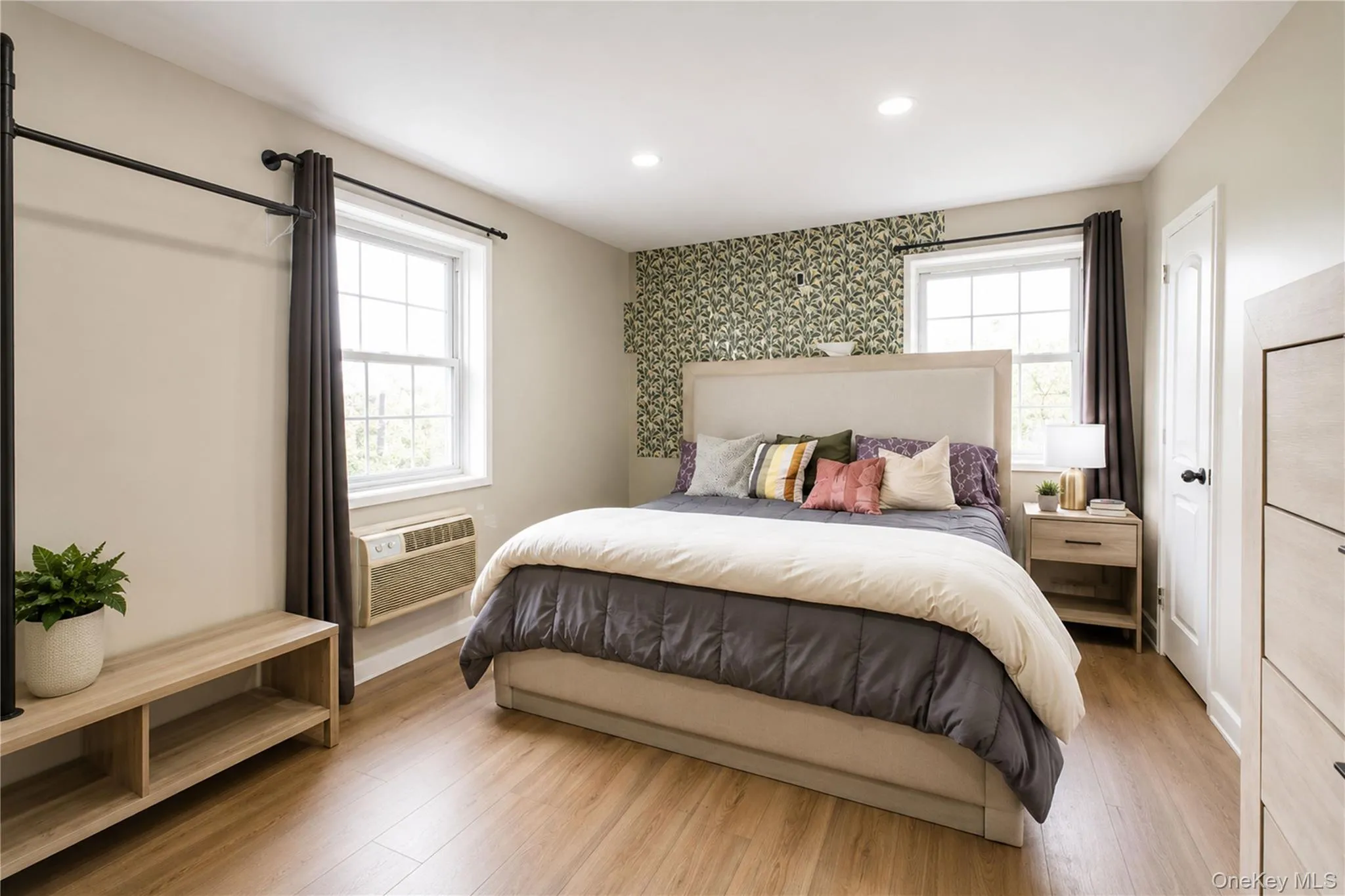 8710 149th Avenue, New York, NY, 2 Bedrooms Bedrooms, 5 Rooms Rooms,2 BathroomsBathrooms,Residential,For Rent,149th,0,1020079 8710 149th Avenue, New York, NY, 2 Bedrooms Bedrooms, 5 Rooms Rooms,2 BathroomsBathrooms,Residential,For Rent,149th,0,1020079