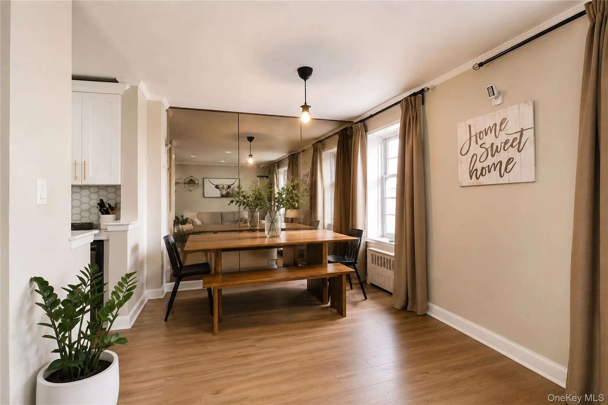 8710 149th Avenue, New York, NY, 2 Bedrooms Bedrooms, 5 Rooms Rooms,2 BathroomsBathrooms,Residential,For Rent,149th,0,1020079 8710 149th Avenue, New York, NY, 2 Bedrooms Bedrooms, 5 Rooms Rooms,2 BathroomsBathrooms,Residential,For Rent,149th,0,1020079