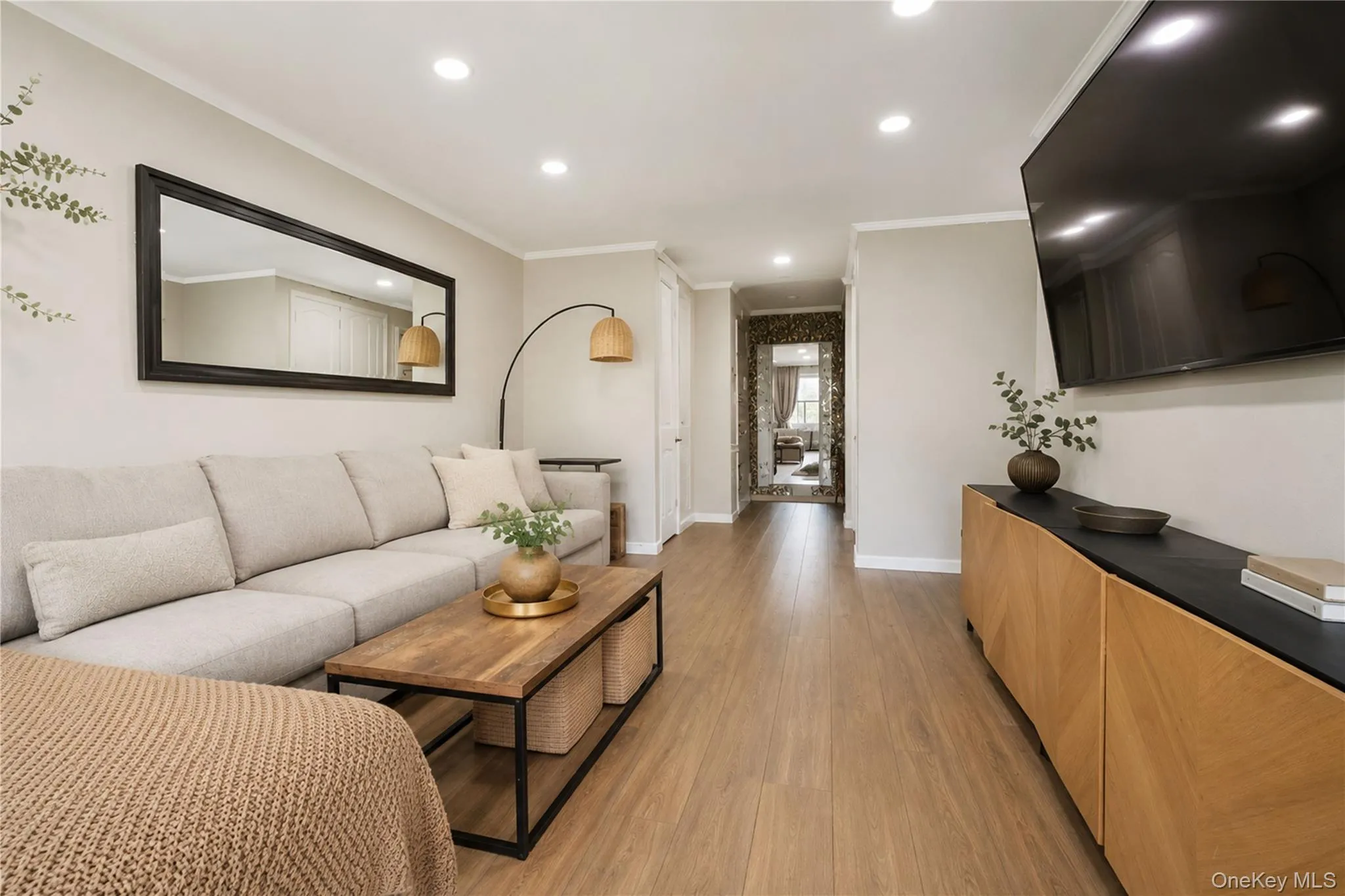 8710 149th Avenue, New York, NY, 2 Bedrooms Bedrooms, 5 Rooms Rooms,2 BathroomsBathrooms,Residential,For Rent,149th,0,1020079 8710 149th Avenue, New York, NY, 2 Bedrooms Bedrooms, 5 Rooms Rooms,2 BathroomsBathrooms,Residential,For Rent,149th,0,1020079