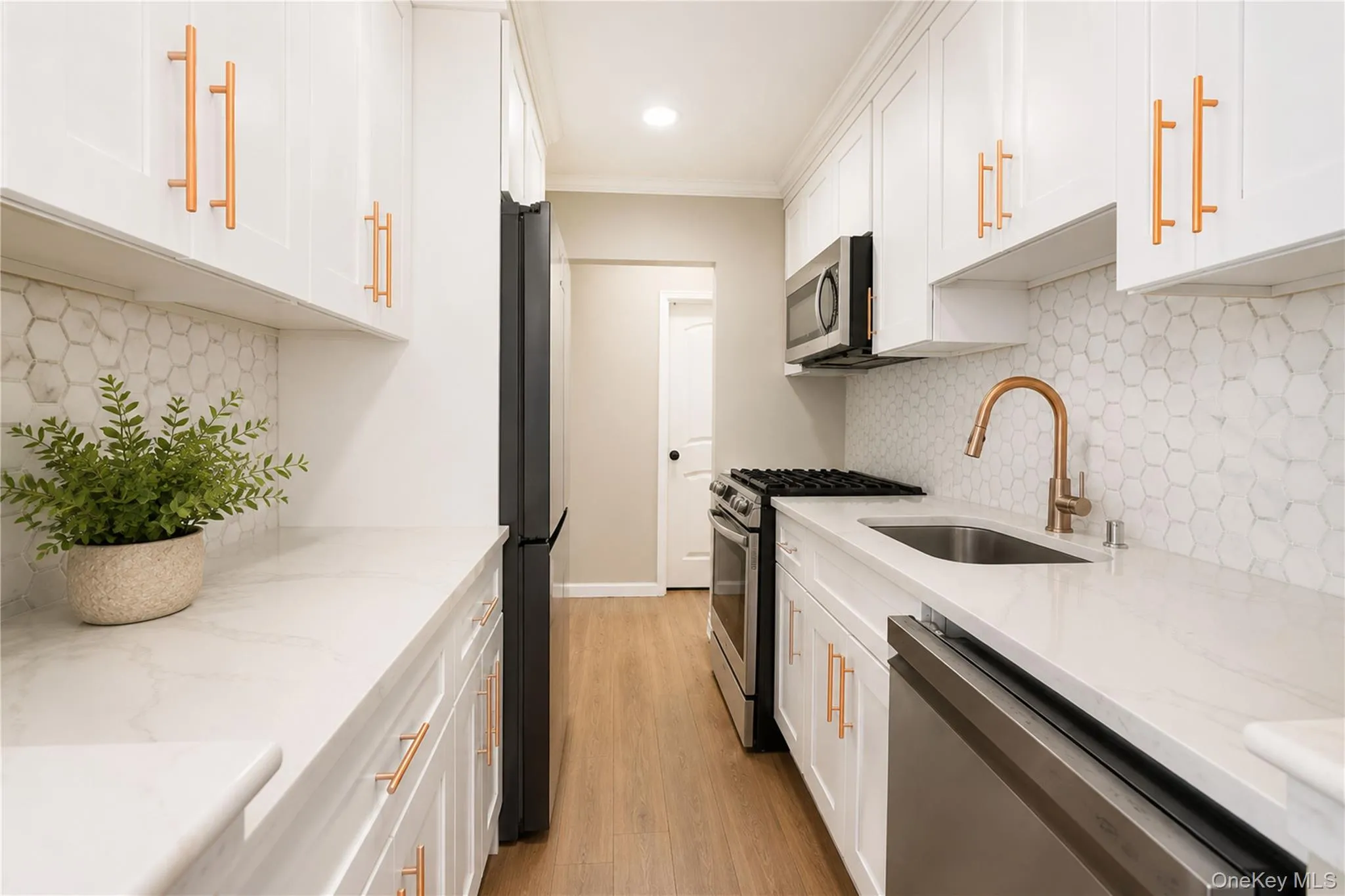 8710 149th Avenue, New York, NY, 2 Bedrooms Bedrooms, 5 Rooms Rooms,2 BathroomsBathrooms,Residential,For Rent,149th,0,1020079 8710 149th Avenue, New York, NY, 2 Bedrooms Bedrooms, 5 Rooms Rooms,2 BathroomsBathrooms,Residential,For Rent,149th,0,1020079
