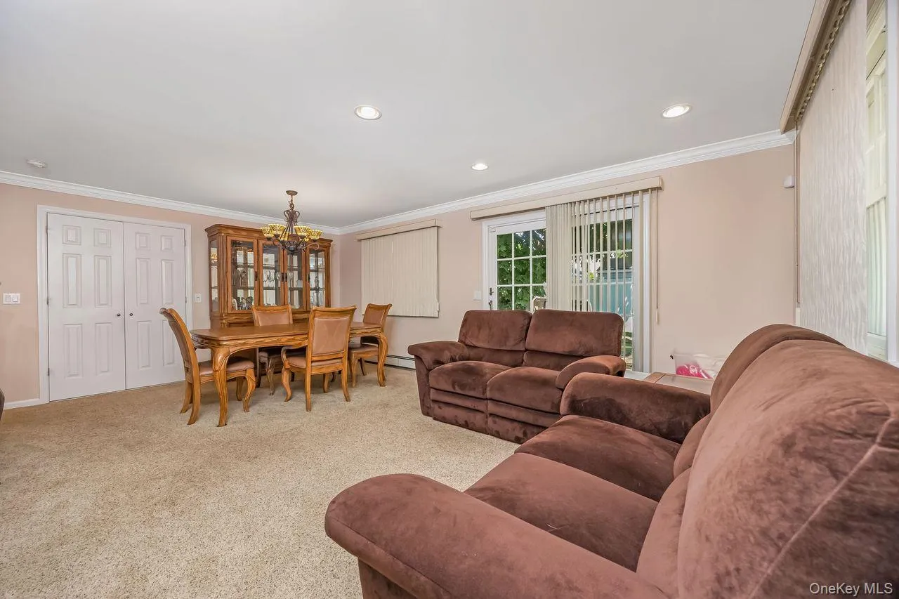6 Island Street, Oyster Bay, NY, 3 Bedrooms Bedrooms, 6 Rooms Rooms,1 BathroomBathrooms,Residential,For Rent,Island,0,1020084 6 Island Street, Oyster Bay, NY, 3 Bedrooms Bedrooms, 6 Rooms Rooms,1 BathroomBathrooms,Residential,For Rent,Island,0,1020084
