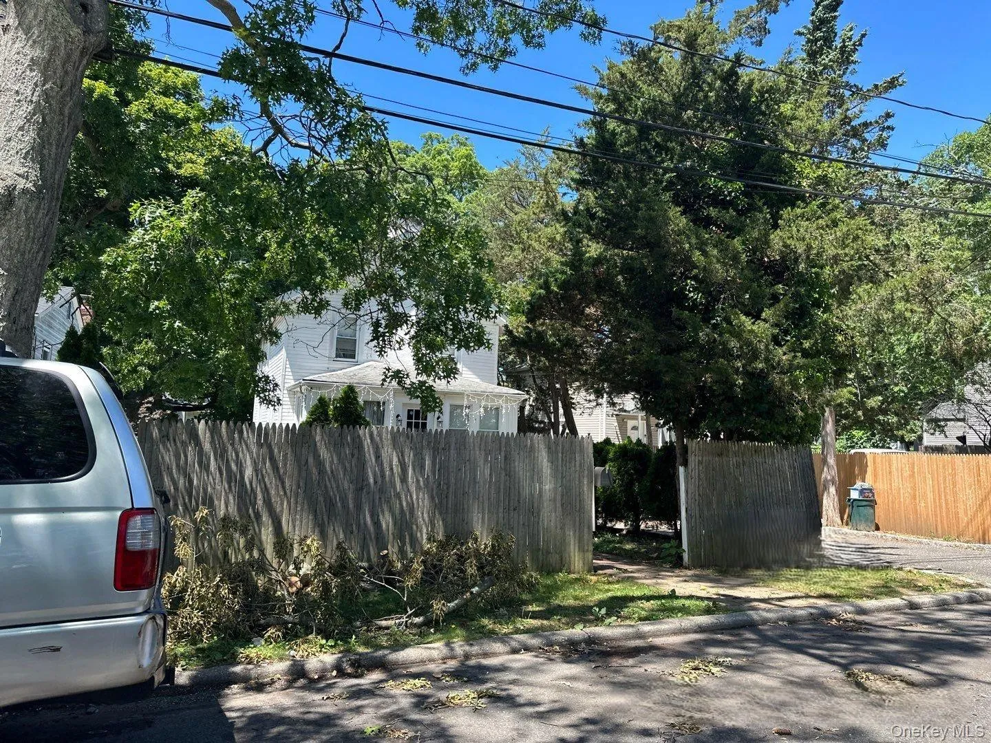 55 9th Avenue, Huntington, NY, 4 Bedrooms Bedrooms, 7 Rooms Rooms,2 BathroomsBathrooms,Residential,For Rent,9th,0,1020090 55 9th Avenue, Huntington, NY, 4 Bedrooms Bedrooms, 7 Rooms Rooms,2 BathroomsBathrooms,Residential,For Rent,9th,0,1020090