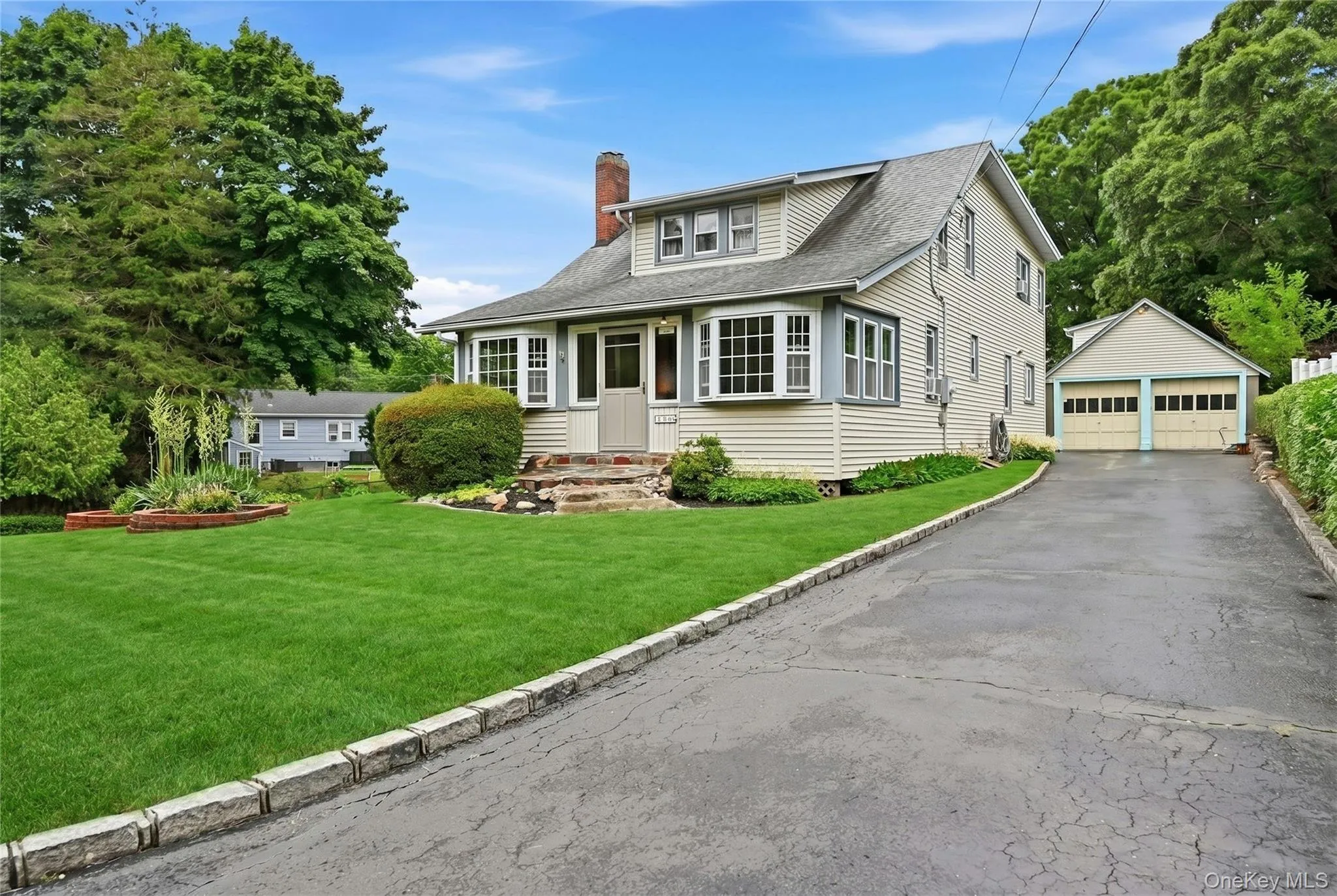 18 2nd Avenue, Brookhaven, NY, 4 Bedrooms Bedrooms, 8 Rooms Rooms,2 BathroomsBathrooms,Residential,For Rent,2nd,0,1020092 18 2nd Avenue, Brookhaven, NY, 4 Bedrooms Bedrooms, 8 Rooms Rooms,2 BathroomsBathrooms,Residential,For Rent,2nd,0,1020092