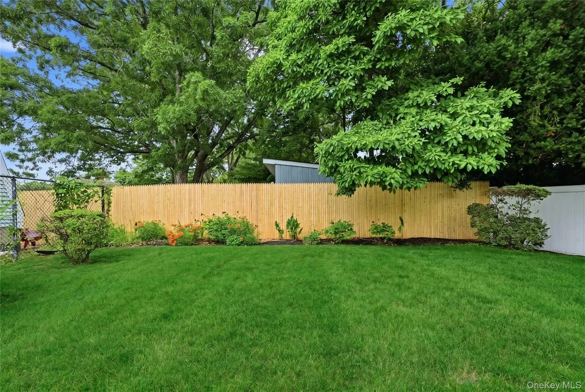 18 2nd Avenue, Brookhaven, NY, 4 Bedrooms Bedrooms, 8 Rooms Rooms,2 BathroomsBathrooms,Residential,For Rent,2nd,0,1020092 18 2nd Avenue, Brookhaven, NY, 4 Bedrooms Bedrooms, 8 Rooms Rooms,2 BathroomsBathrooms,Residential,For Rent,2nd,0,1020092