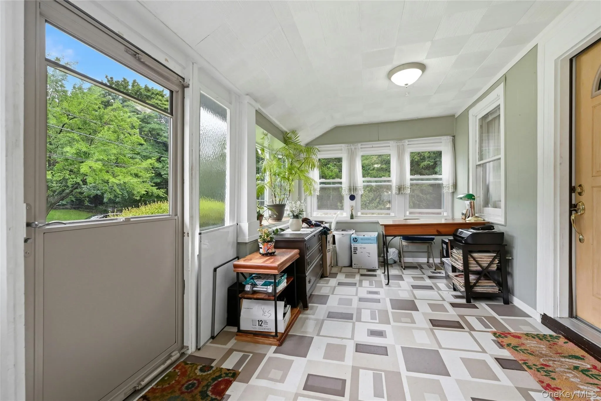 18 2nd Avenue, Brookhaven, NY, 4 Bedrooms Bedrooms, 8 Rooms Rooms,2 BathroomsBathrooms,Residential,For Rent,2nd,0,1020092 18 2nd Avenue, Brookhaven, NY, 4 Bedrooms Bedrooms, 8 Rooms Rooms,2 BathroomsBathrooms,Residential,For Rent,2nd,0,1020092