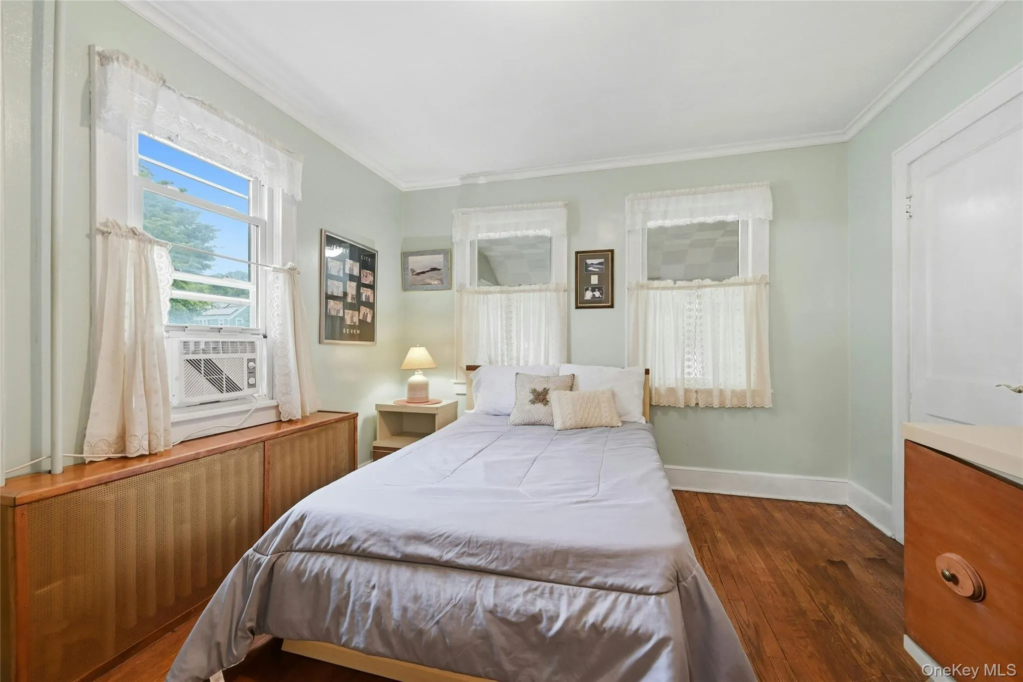 18 2nd Avenue, Brookhaven, NY, 4 Bedrooms Bedrooms, 8 Rooms Rooms,2 BathroomsBathrooms,Residential,For Rent,2nd,0,1020092 18 2nd Avenue, Brookhaven, NY, 4 Bedrooms Bedrooms, 8 Rooms Rooms,2 BathroomsBathrooms,Residential,For Rent,2nd,0,1020092