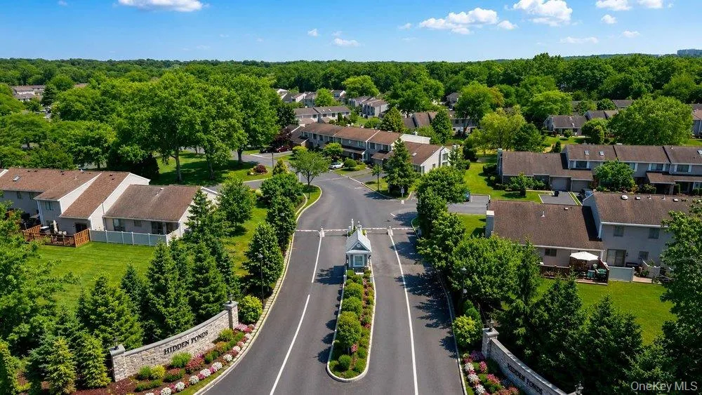 91 Hidden Ponds, Smithtown, NY, 2 Bedrooms Bedrooms, 5 Rooms Rooms,2 BathroomsBathrooms,Residential,For Rent,Hidden Ponds,0,1020096 91 Hidden Ponds, Smithtown, NY, 2 Bedrooms Bedrooms, 5 Rooms Rooms,2 BathroomsBathrooms,Residential,For Rent,Hidden Ponds,0,1020096