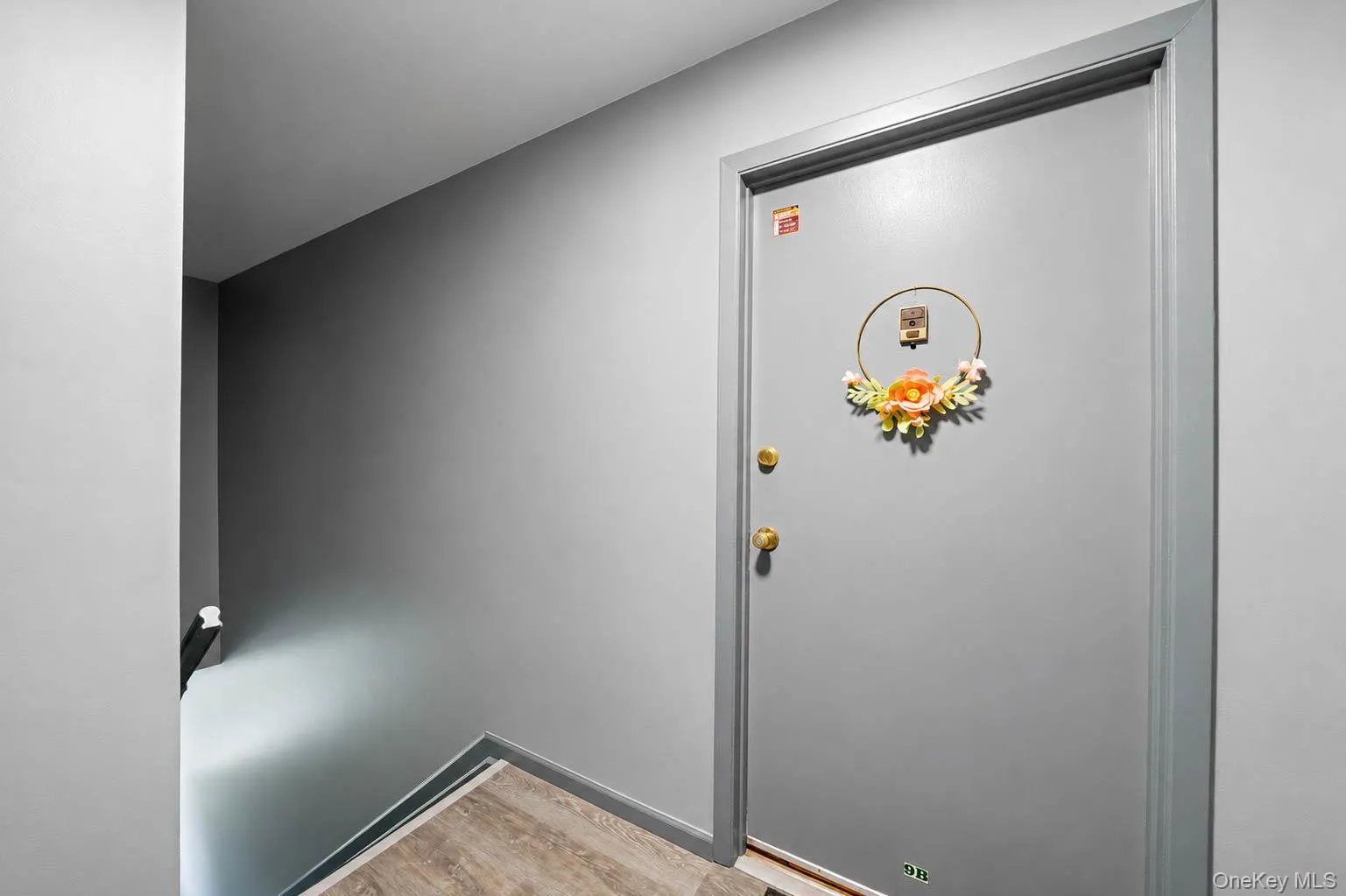 2nd Floor 2 BR Co-Op with Prime Courtyard Location 2nd Floor 2 BR Co-Op with Prime Courtyard Location