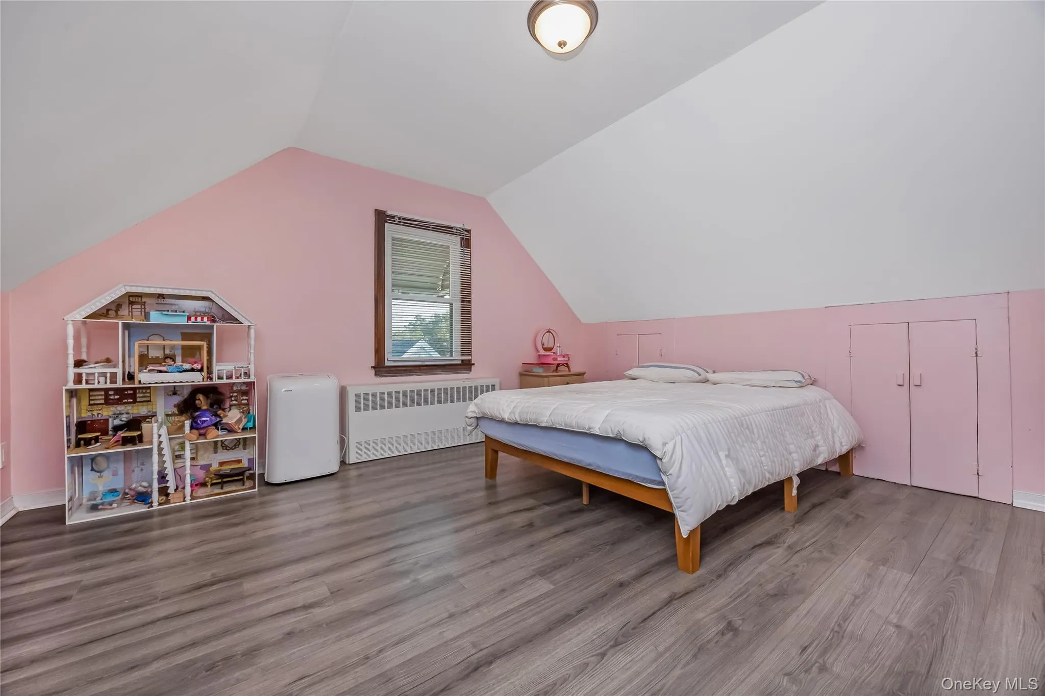 69 Louis Drive, Oyster Bay, NY, 4 Bedrooms Bedrooms, 7 Rooms Rooms,1 BathroomBathrooms,Residential,For Rent,Louis,0,1020102 69 Louis Drive, Oyster Bay, NY, 4 Bedrooms Bedrooms, 7 Rooms Rooms,1 BathroomBathrooms,Residential,For Rent,Louis,0,1020102