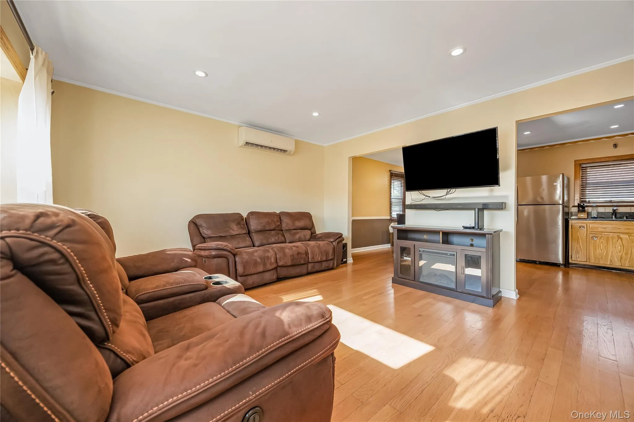 69 Louis Drive, Oyster Bay, NY, 4 Bedrooms Bedrooms, 7 Rooms Rooms,1 BathroomBathrooms,Residential,For Rent,Louis,0,1020102 69 Louis Drive, Oyster Bay, NY, 4 Bedrooms Bedrooms, 7 Rooms Rooms,1 BathroomBathrooms,Residential,For Rent,Louis,0,1020102