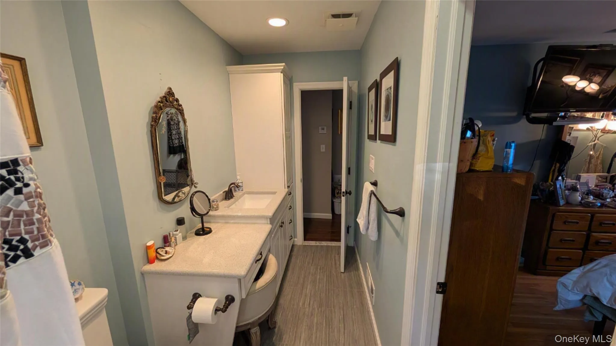 348 24th Street, Babylon, NY, 5 Bedrooms Bedrooms, 10 Rooms Rooms,1 BathroomBathrooms,Residential,For Rent,24th,0,1020106 348 24th Street, Babylon, NY, 5 Bedrooms Bedrooms, 10 Rooms Rooms,1 BathroomBathrooms,Residential,For Rent,24th,0,1020106