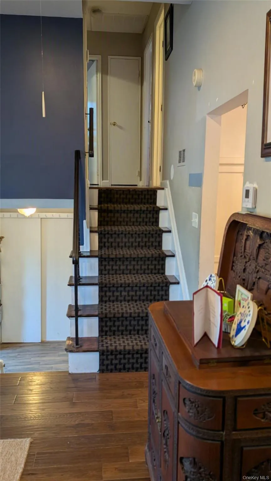 348 24th Street, Babylon, NY, 5 Bedrooms Bedrooms, 10 Rooms Rooms,1 BathroomBathrooms,Residential,For Rent,24th,0,1020106 348 24th Street, Babylon, NY, 5 Bedrooms Bedrooms, 10 Rooms Rooms,1 BathroomBathrooms,Residential,For Rent,24th,0,1020106