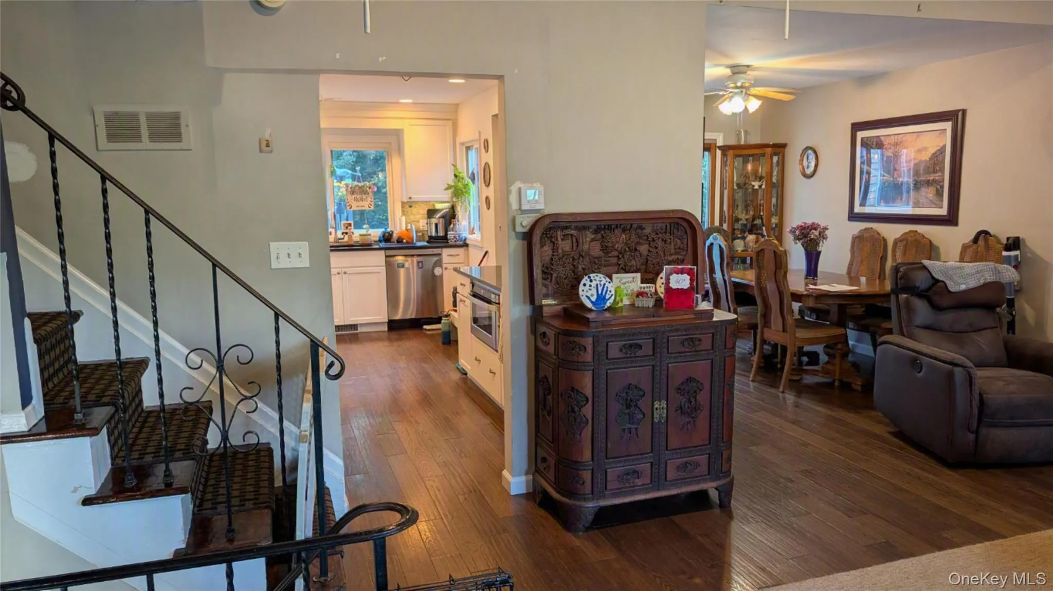 348 24th Street, Babylon, NY, 5 Bedrooms Bedrooms, 10 Rooms Rooms,1 BathroomBathrooms,Residential,For Rent,24th,0,1020106 348 24th Street, Babylon, NY, 5 Bedrooms Bedrooms, 10 Rooms Rooms,1 BathroomBathrooms,Residential,For Rent,24th,0,1020106