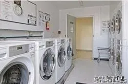 152-72 Melbourne Avenue, New York, NY, 1 Bedroom Bedrooms, 4 Rooms Rooms,1 BathroomBathrooms,Residential Lease,For Rent,Melbourne,0,1020107 152-72 Melbourne Avenue, New York, NY, 1 Bedroom Bedrooms, 4 Rooms Rooms,1 BathroomBathrooms,Residential Lease,For Rent,Melbourne,0,1020107