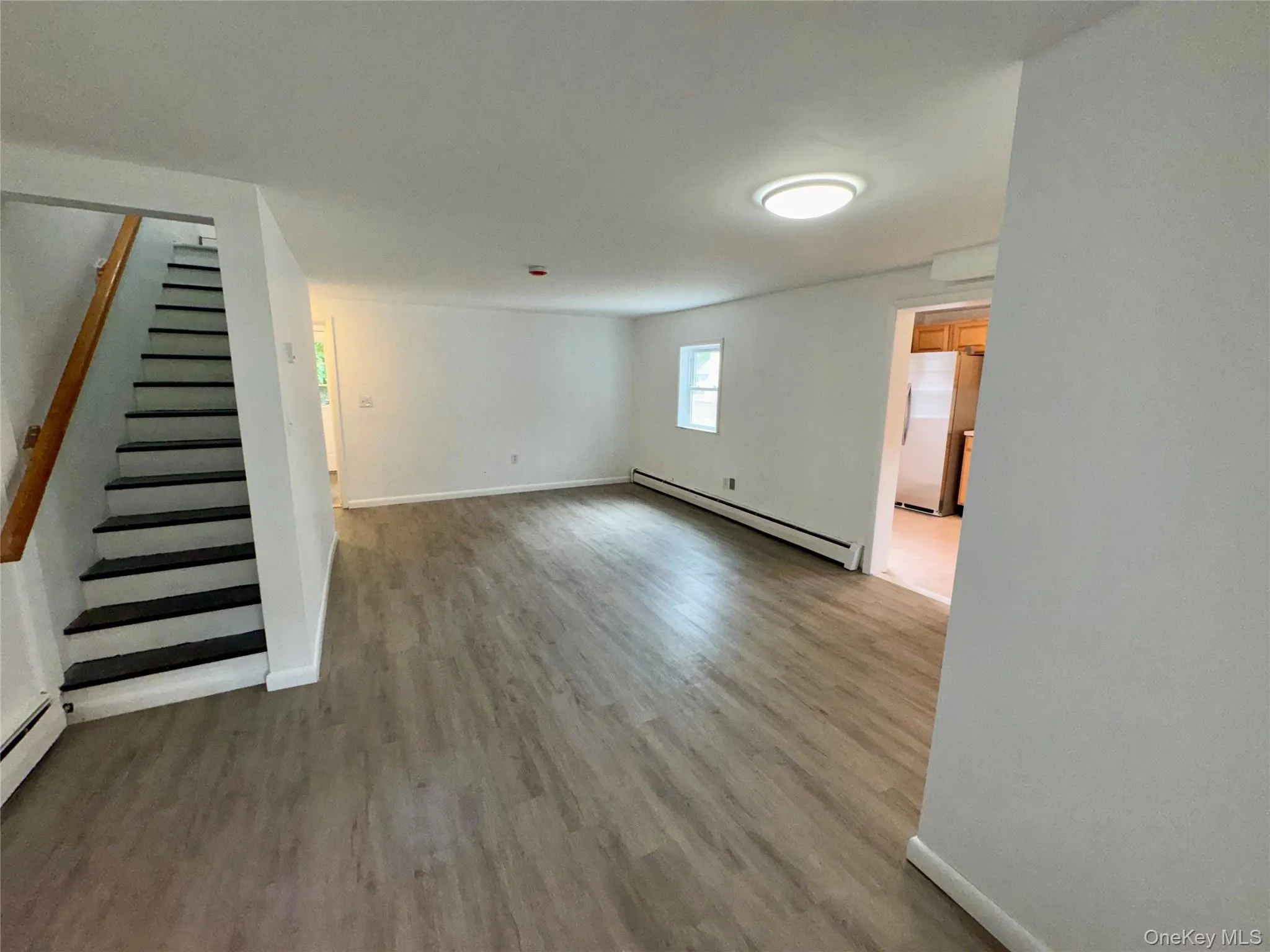 431 Violet Avenue, Hyde Park, NY, 3 Bedrooms Bedrooms, 10 Rooms Rooms,2 BathroomsBathrooms,Residential,For Rent,Violet,0,1020109 431 Violet Avenue, Hyde Park, NY, 3 Bedrooms Bedrooms, 10 Rooms Rooms,2 BathroomsBathrooms,Residential,For Rent,Violet,0,1020109