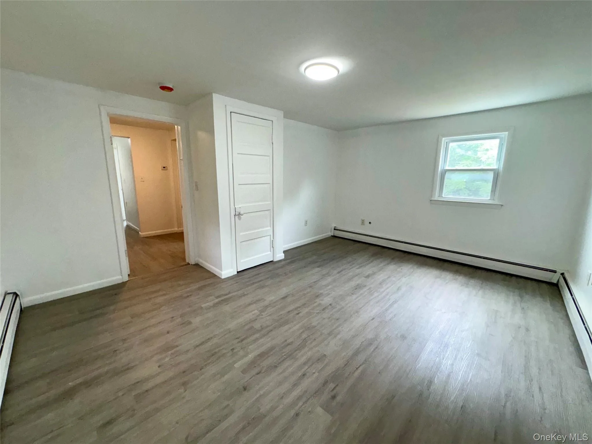 431 Violet Avenue, Hyde Park, NY, 3 Bedrooms Bedrooms, 10 Rooms Rooms,2 BathroomsBathrooms,Residential,For Rent,Violet,0,1020109 431 Violet Avenue, Hyde Park, NY, 3 Bedrooms Bedrooms, 10 Rooms Rooms,2 BathroomsBathrooms,Residential,For Rent,Violet,0,1020109