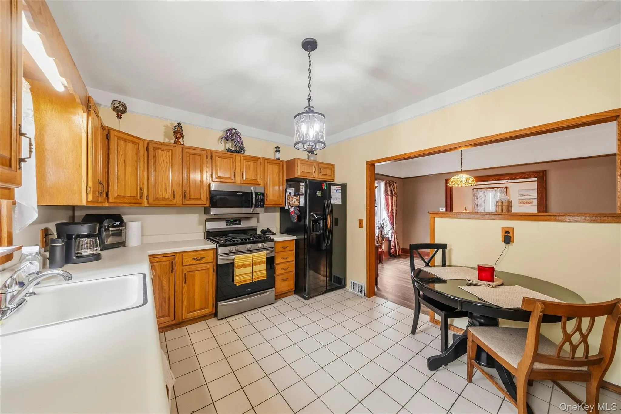 92 Beattie Avenue, Middletown, NY, 2 Bedrooms Bedrooms, 6 Rooms Rooms,1 BathroomBathrooms,Residential,For Rent,Beattie,0,1020112 92 Beattie Avenue, Middletown, NY, 2 Bedrooms Bedrooms, 6 Rooms Rooms,1 BathroomBathrooms,Residential,For Rent,Beattie,0,1020112