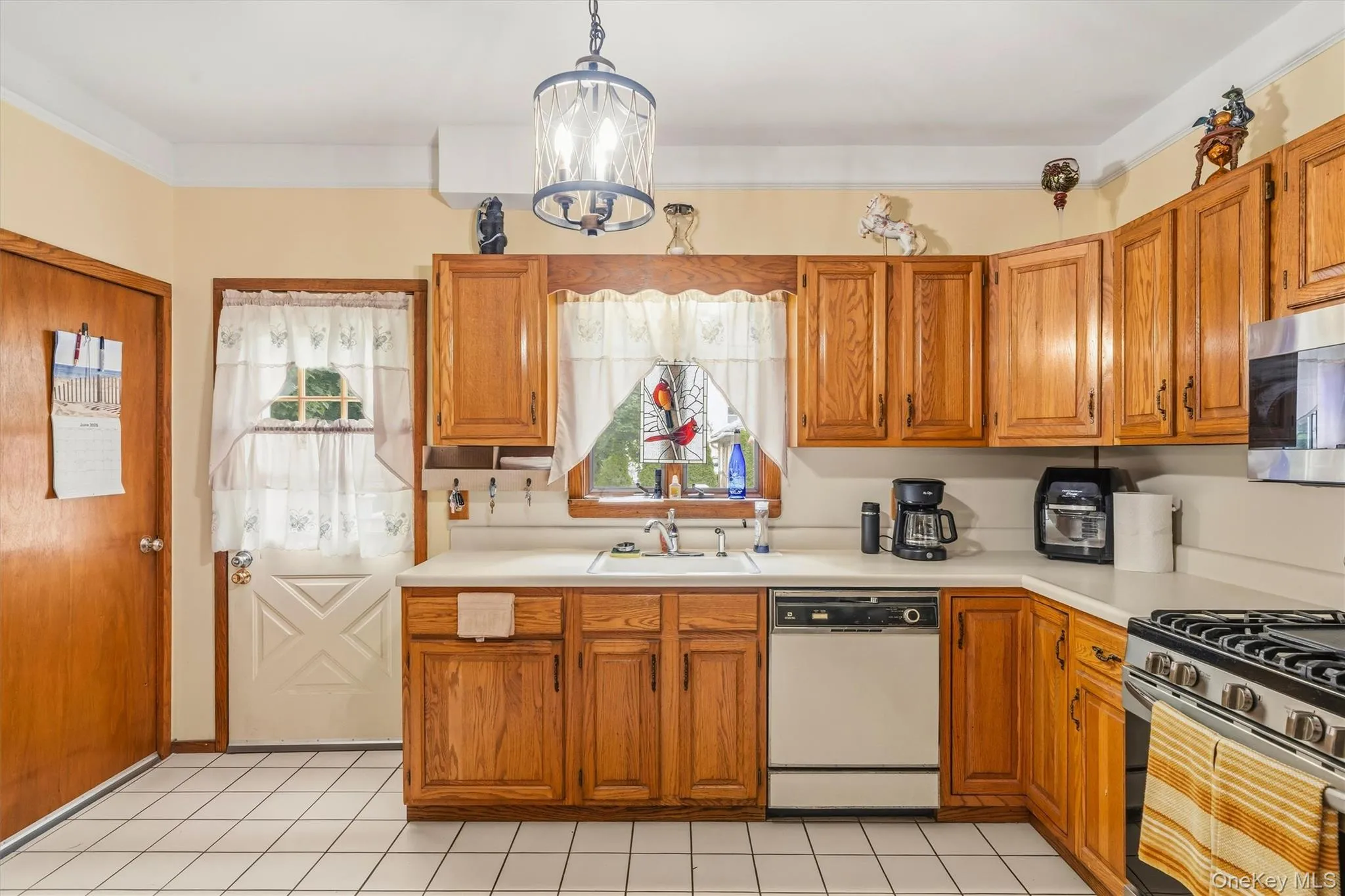 92 Beattie Avenue, Middletown, NY, 2 Bedrooms Bedrooms, 6 Rooms Rooms,1 BathroomBathrooms,Residential,For Rent,Beattie,0,1020112 92 Beattie Avenue, Middletown, NY, 2 Bedrooms Bedrooms, 6 Rooms Rooms,1 BathroomBathrooms,Residential,For Rent,Beattie,0,1020112