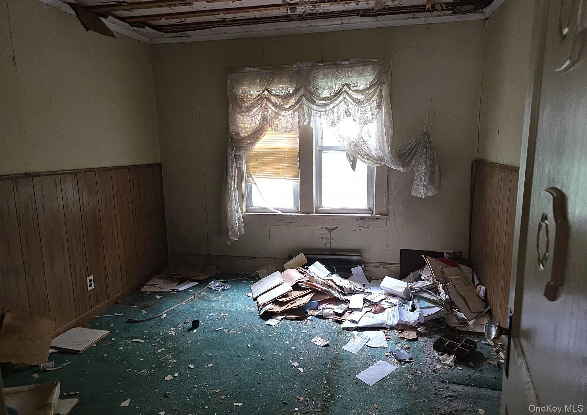 1844 Browning Street, Hempstead, NY, 3 Bedrooms Bedrooms, 6 Rooms Rooms,1 BathroomBathrooms,Residential,For Rent,Browning,0,1020115 1844 Browning Street, Hempstead, NY, 3 Bedrooms Bedrooms, 6 Rooms Rooms,1 BathroomBathrooms,Residential,For Rent,Browning,0,1020115