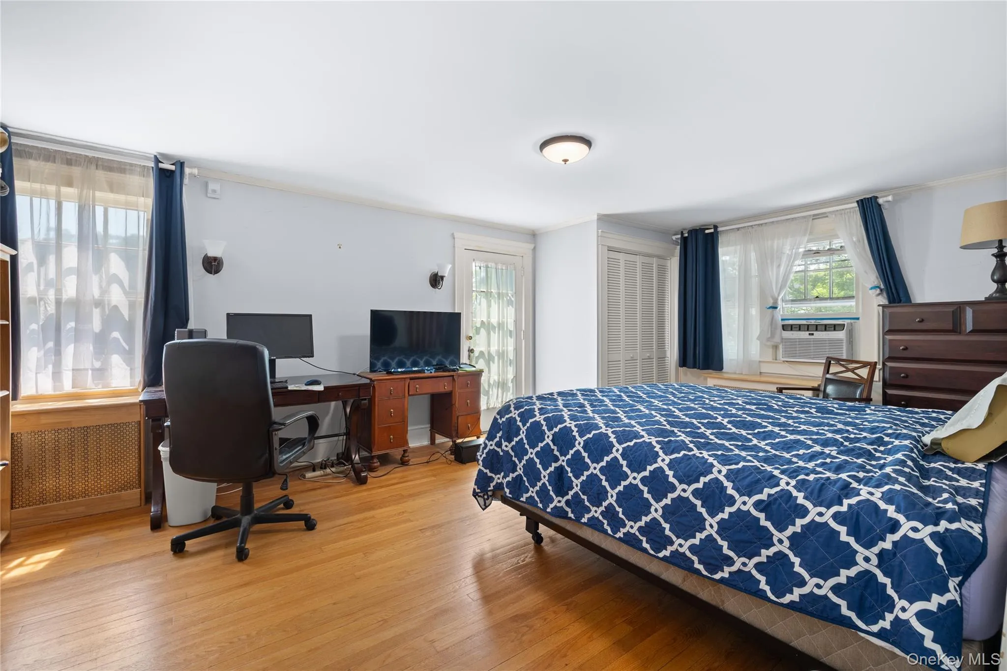 1 Lakeview Avenue, Islip, NY, 5 Bedrooms Bedrooms, 9 Rooms Rooms,3 BathroomsBathrooms,Residential,For Rent,Lakeview,0,1020121 1 Lakeview Avenue, Islip, NY, 5 Bedrooms Bedrooms, 9 Rooms Rooms,3 BathroomsBathrooms,Residential,For Rent,Lakeview,0,1020121