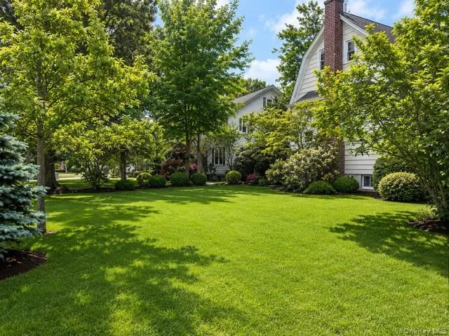 1 Lakeview Avenue, Islip, NY, 5 Bedrooms Bedrooms, 9 Rooms Rooms,3 BathroomsBathrooms,Residential,For Rent,Lakeview,0,1020121 1 Lakeview Avenue, Islip, NY, 5 Bedrooms Bedrooms, 9 Rooms Rooms,3 BathroomsBathrooms,Residential,For Rent,Lakeview,0,1020121