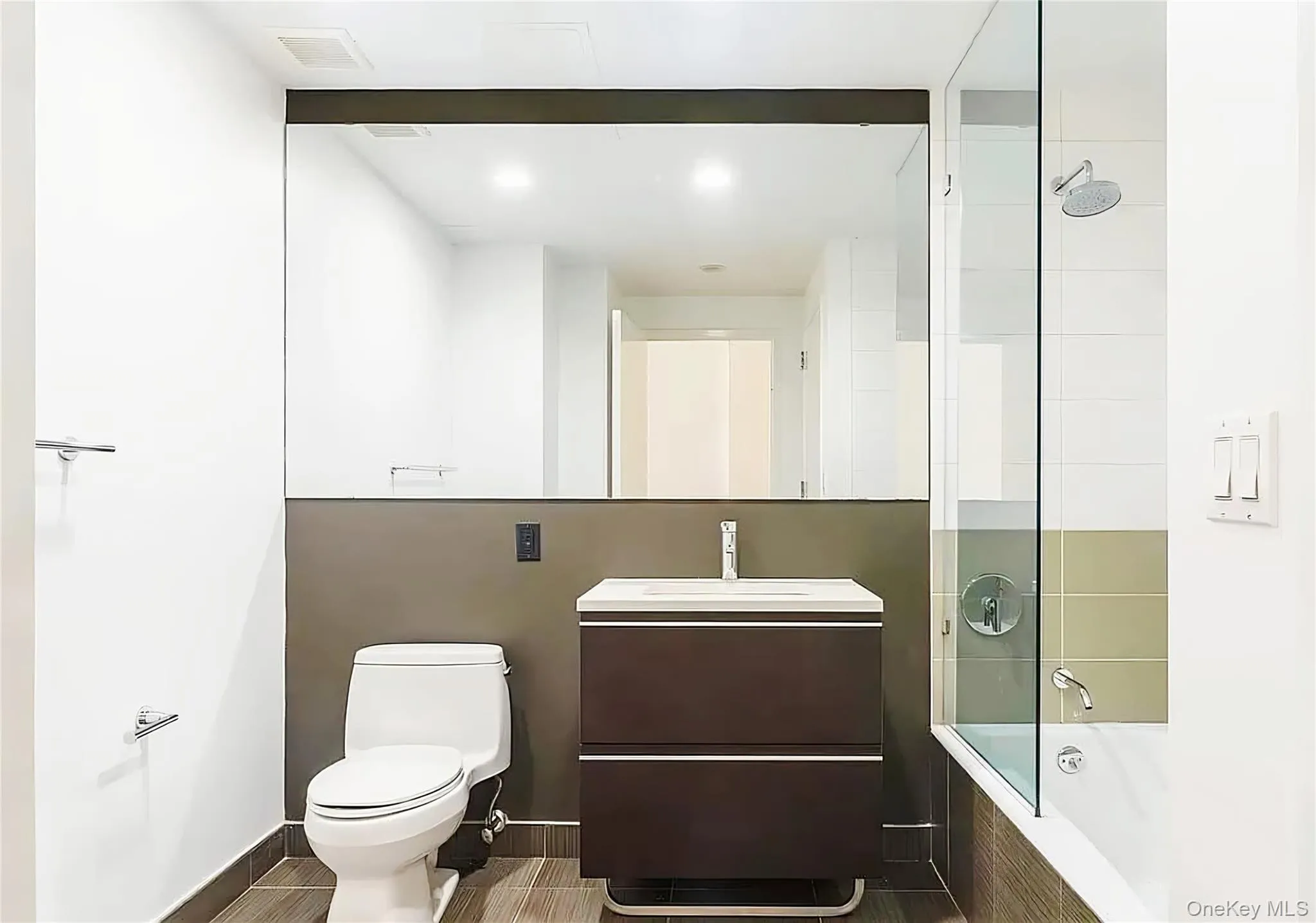 226 50th Avenue, New York, NY, 1 Bedroom Bedrooms, 3 Rooms Rooms,1 BathroomBathrooms,Residential Lease,For Rent,50th,0,1020122 226 50th Avenue, New York, NY, 1 Bedroom Bedrooms, 3 Rooms Rooms,1 BathroomBathrooms,Residential Lease,For Rent,50th,0,1020122