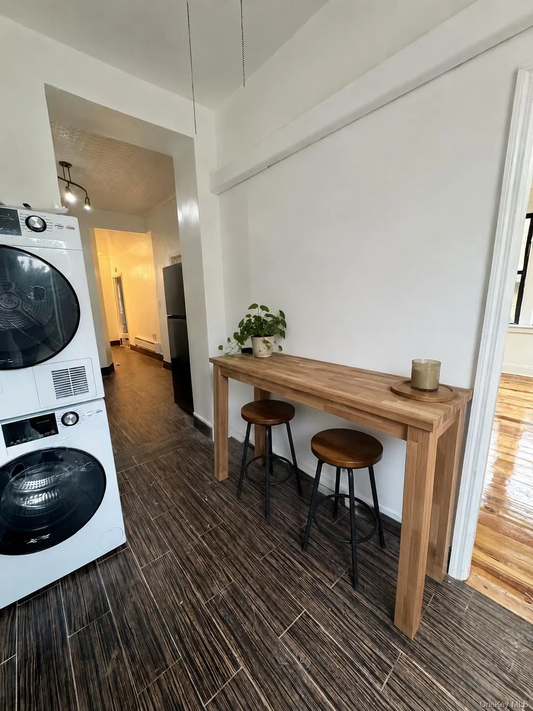 2172 43rd Street, New York, NY, 3 Bedrooms Bedrooms, 6 Rooms Rooms,1 BathroomBathrooms,Residential Lease,For Rent,43rd,0,1020125 2172 43rd Street, New York, NY, 3 Bedrooms Bedrooms, 6 Rooms Rooms,1 BathroomBathrooms,Residential Lease,For Rent,43rd,0,1020125