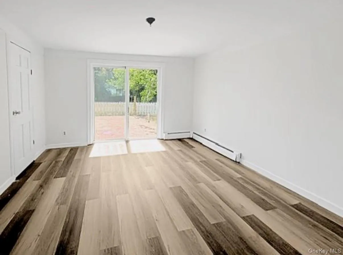 342 Versa Place, Islip, NY, 4 Bedrooms Bedrooms, 9 Rooms Rooms,2 BathroomsBathrooms,Residential Lease,For Rent,Versa,0,1020126 342 Versa Place, Islip, NY, 4 Bedrooms Bedrooms, 9 Rooms Rooms,2 BathroomsBathrooms,Residential Lease,For Rent,Versa,0,1020126