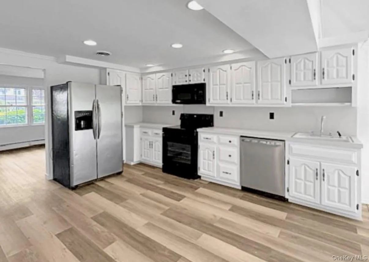 342 Versa Place, Islip, NY, 4 Bedrooms Bedrooms, 9 Rooms Rooms,2 BathroomsBathrooms,Residential Lease,For Rent,Versa,0,1020126 342 Versa Place, Islip, NY, 4 Bedrooms Bedrooms, 9 Rooms Rooms,2 BathroomsBathrooms,Residential Lease,For Rent,Versa,0,1020126