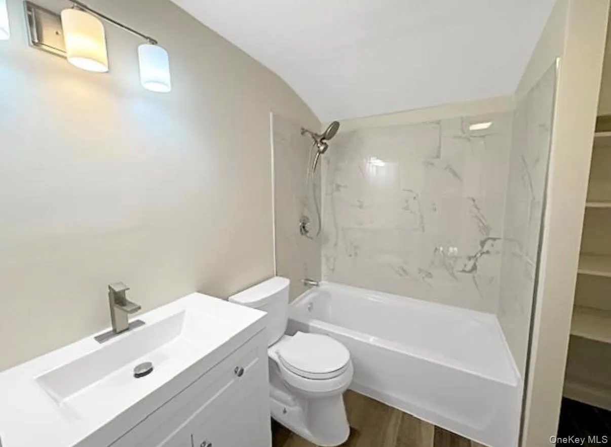 342 Versa Place, Islip, NY, 4 Bedrooms Bedrooms, 9 Rooms Rooms,2 BathroomsBathrooms,Residential Lease,For Rent,Versa,0,1020126 342 Versa Place, Islip, NY, 4 Bedrooms Bedrooms, 9 Rooms Rooms,2 BathroomsBathrooms,Residential Lease,For Rent,Versa,0,1020126