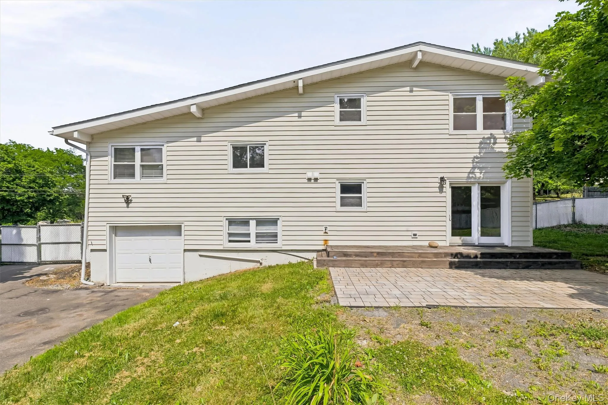7 Elmwood Drive, Goshen, NY, 4 Bedrooms Bedrooms, 9 Rooms Rooms,2 BathroomsBathrooms,Residential,For Rent,Elmwood,0,1020127 7 Elmwood Drive, Goshen, NY, 4 Bedrooms Bedrooms, 9 Rooms Rooms,2 BathroomsBathrooms,Residential,For Rent,Elmwood,0,1020127