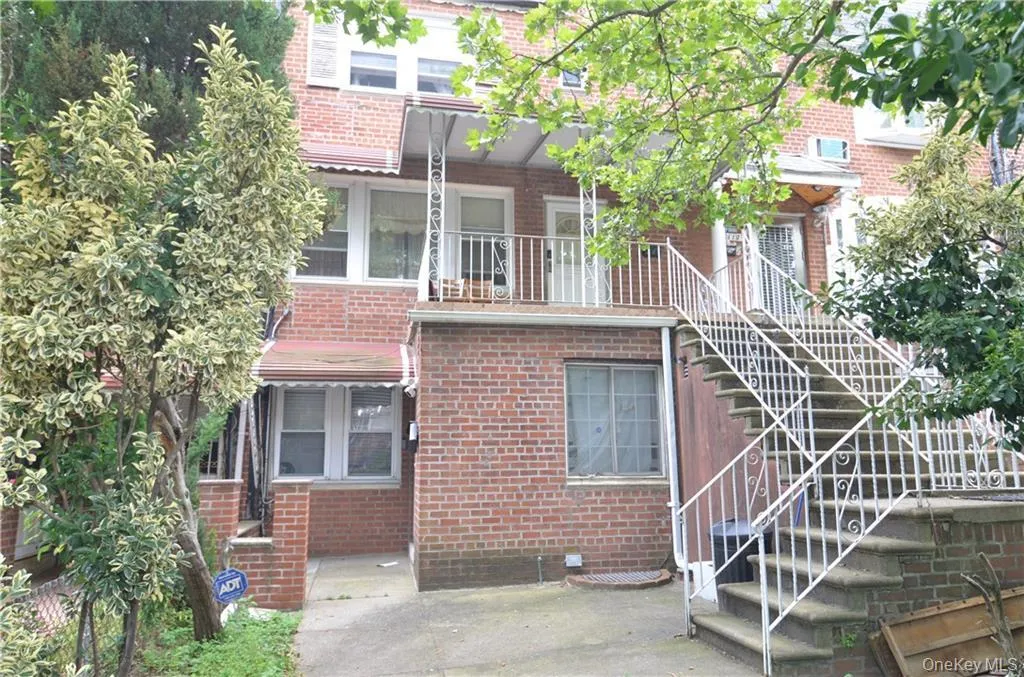 10120 Avenue J, New York, NY, 5 Bedrooms Bedrooms, 10 Rooms Rooms,2 BathroomsBathrooms,Residential,For Rent,Avenue J,0,1020134 10120 Avenue J, New York, NY, 5 Bedrooms Bedrooms, 10 Rooms Rooms,2 BathroomsBathrooms,Residential,For Rent,Avenue J,0,1020134